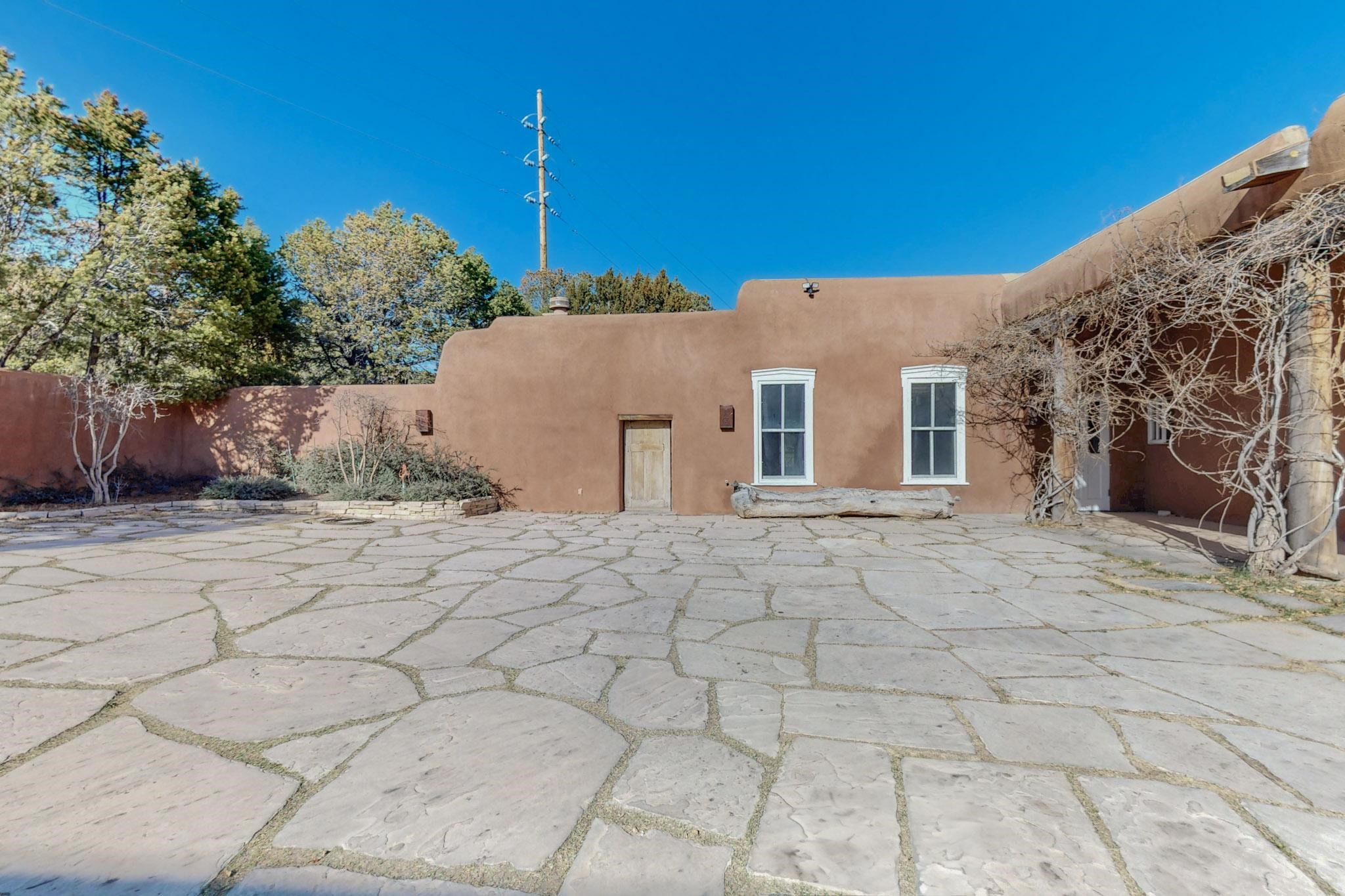 1677 Cerro Gordo Road 18