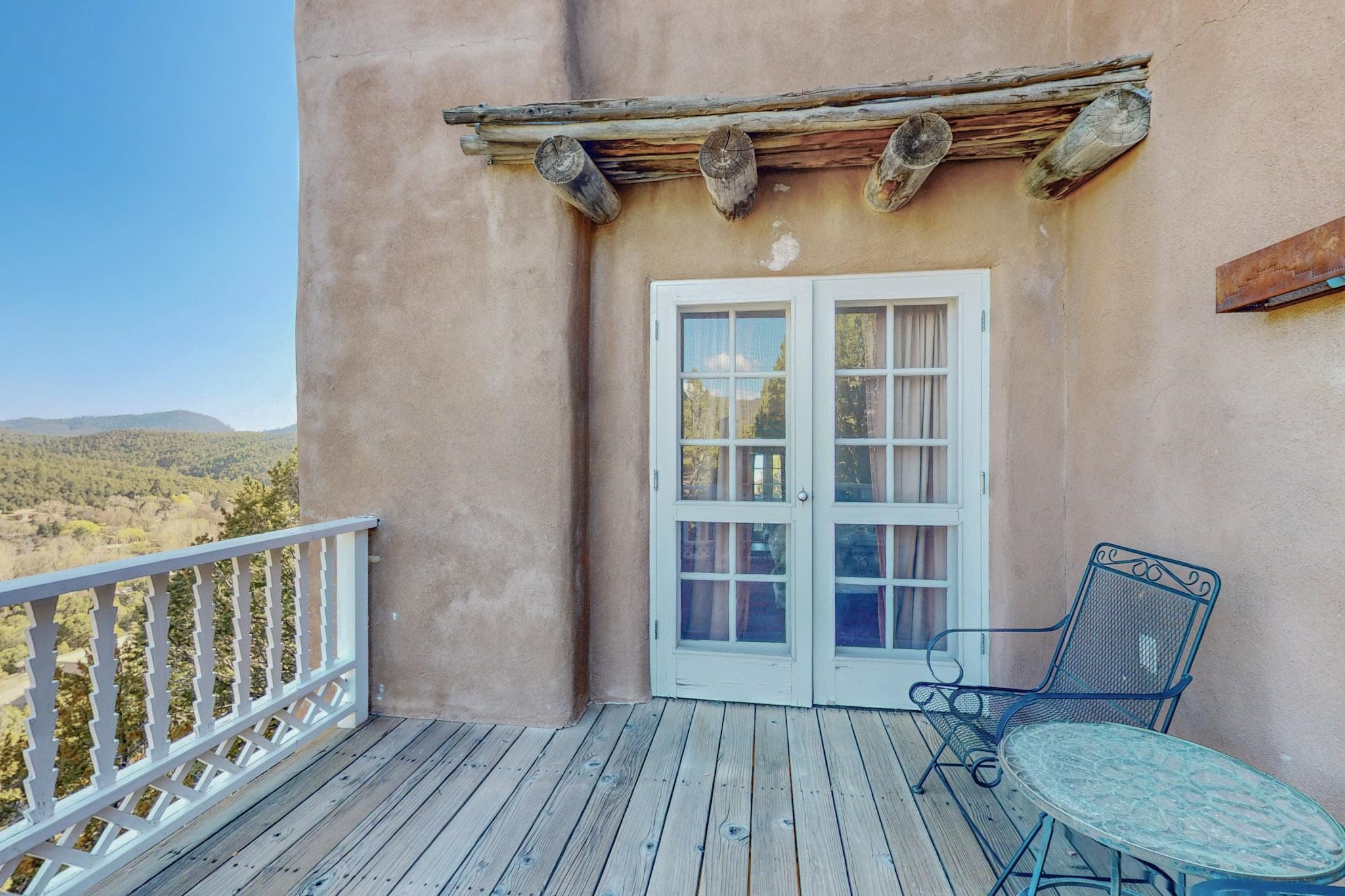 1677 Cerro Gordo Road 18