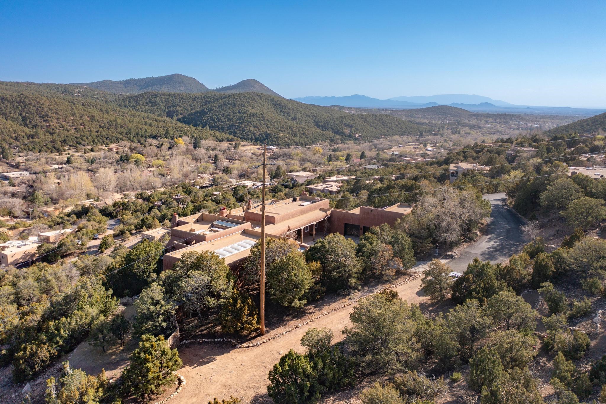 1677 Cerro Gordo Road 18
