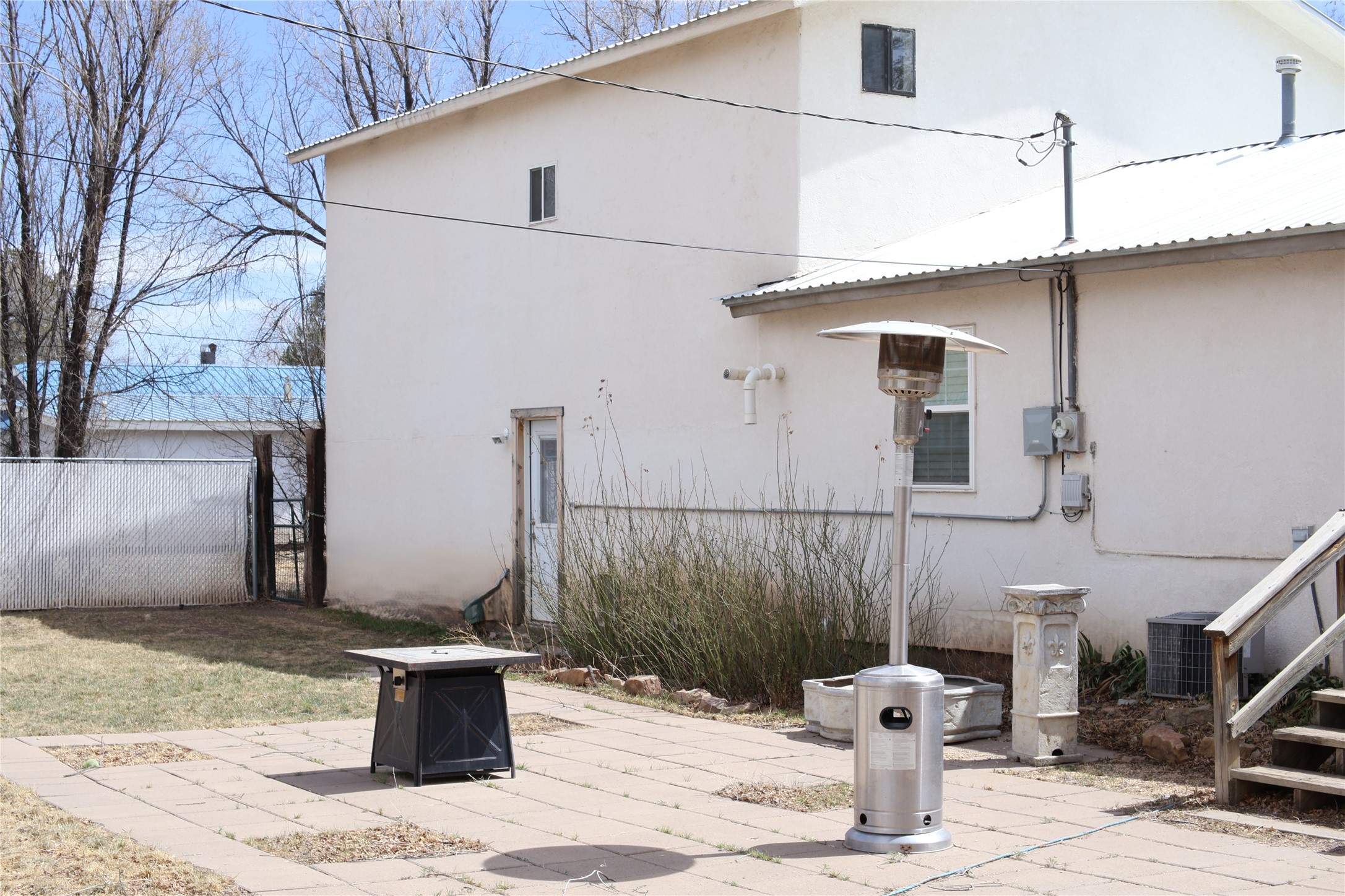404 3rd Street