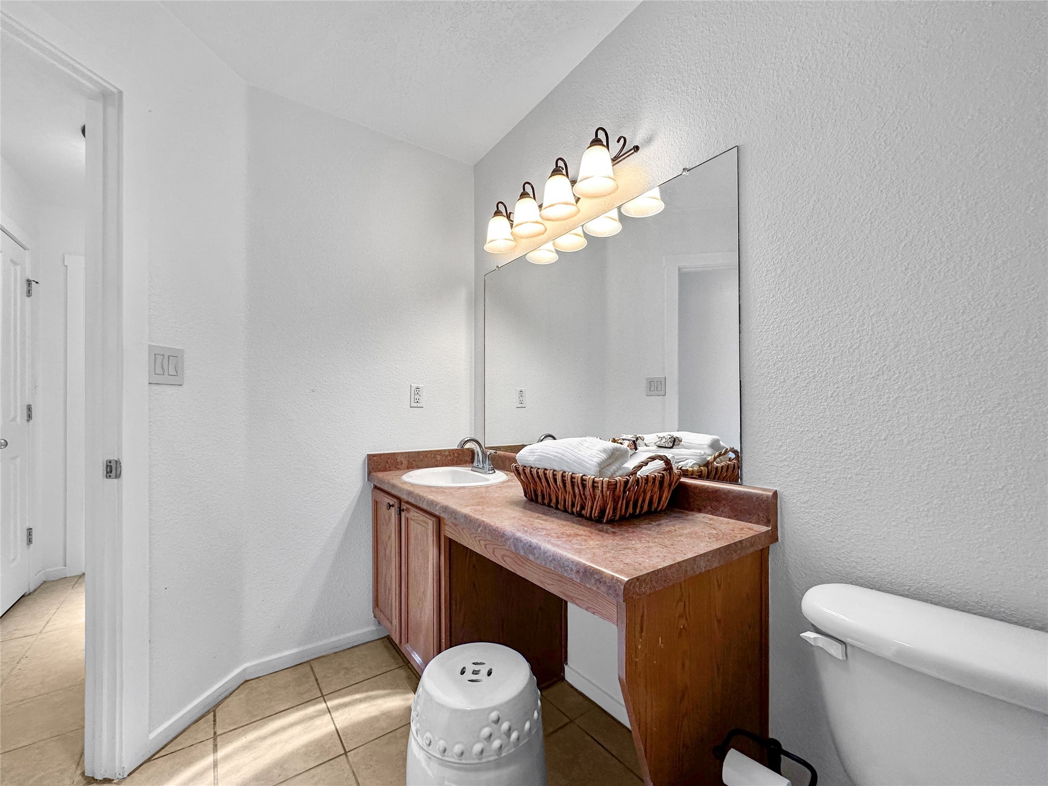 4728 Via Verde Court