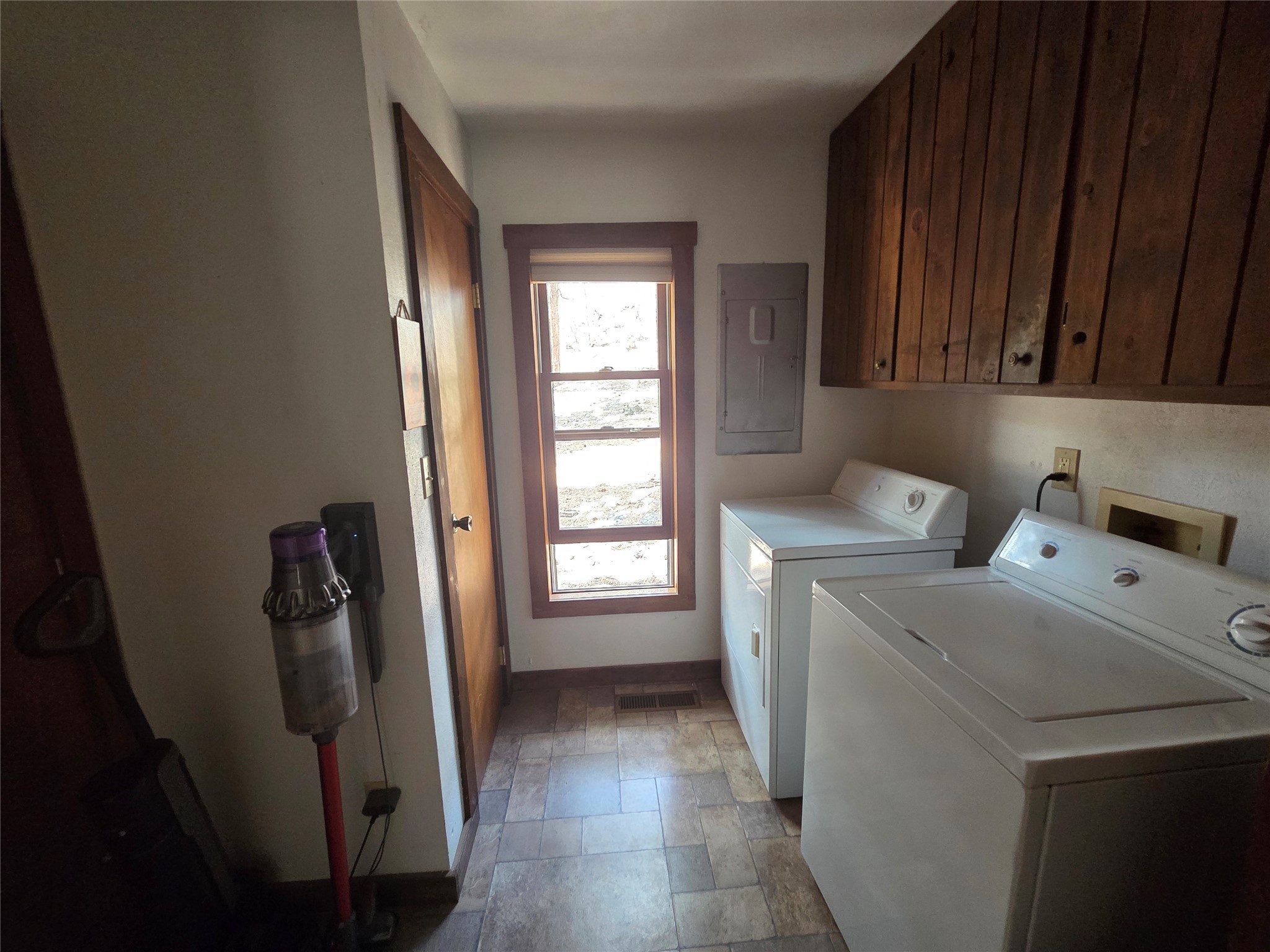 30 Private Drive 1756