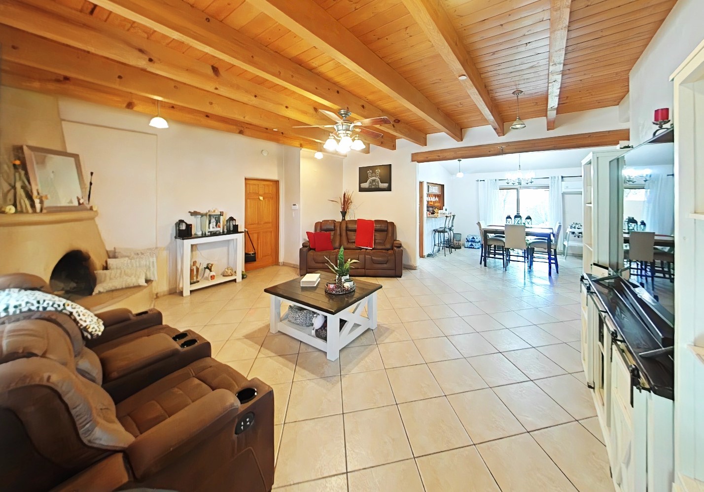 314 Calle Lucia