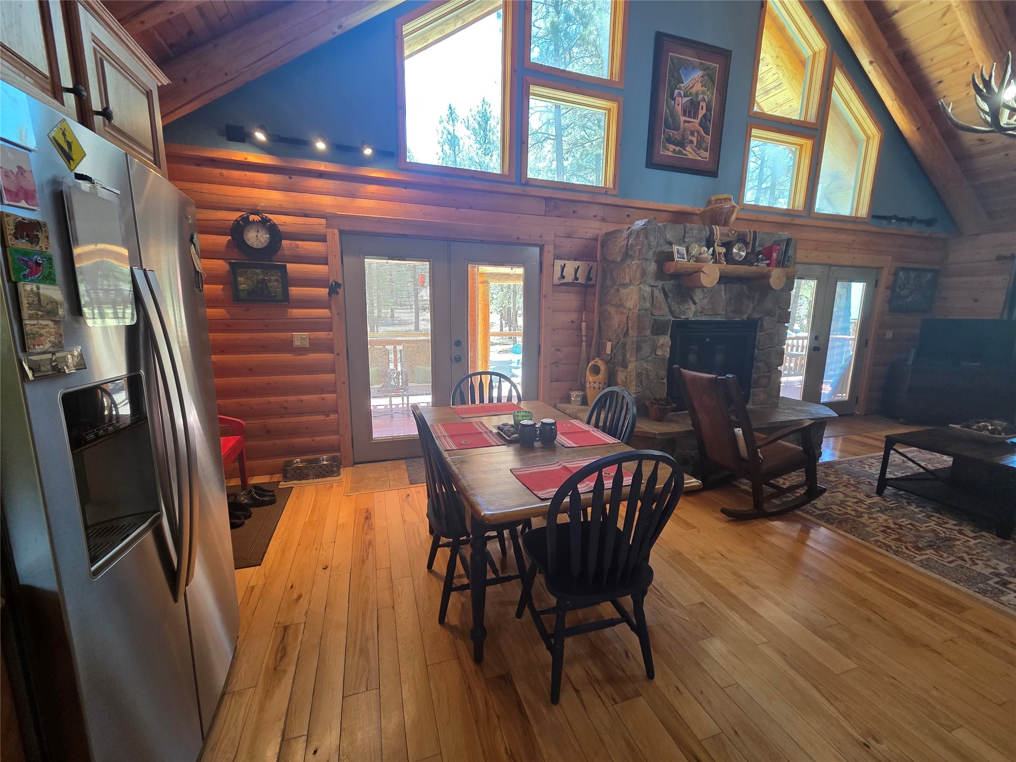 93 Private Drive 1754