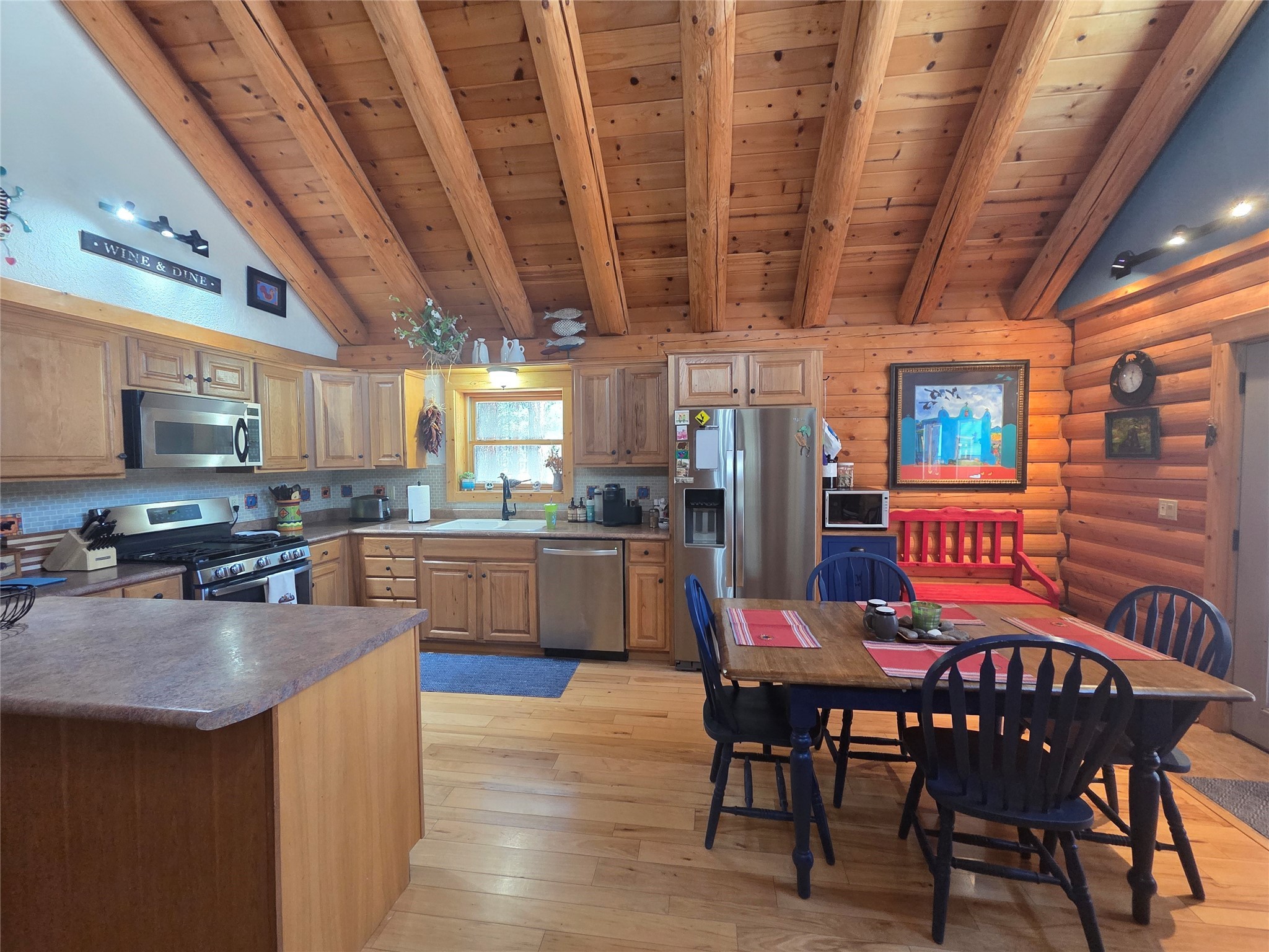 93 Private Drive 1754