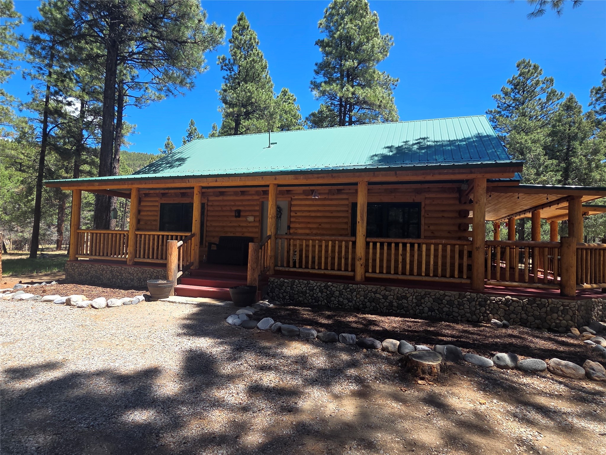 93 Private Drive 1754