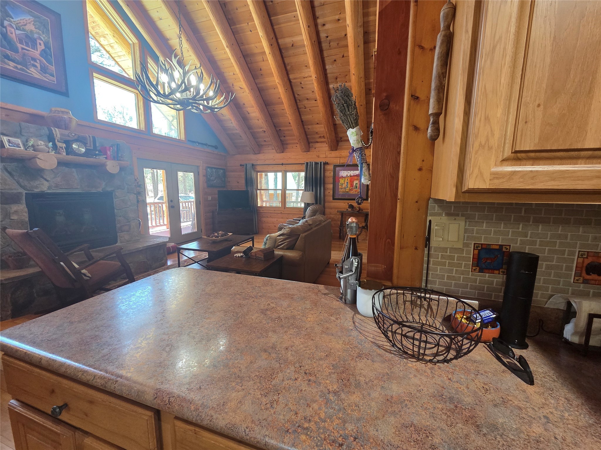 93 Private Drive 1754