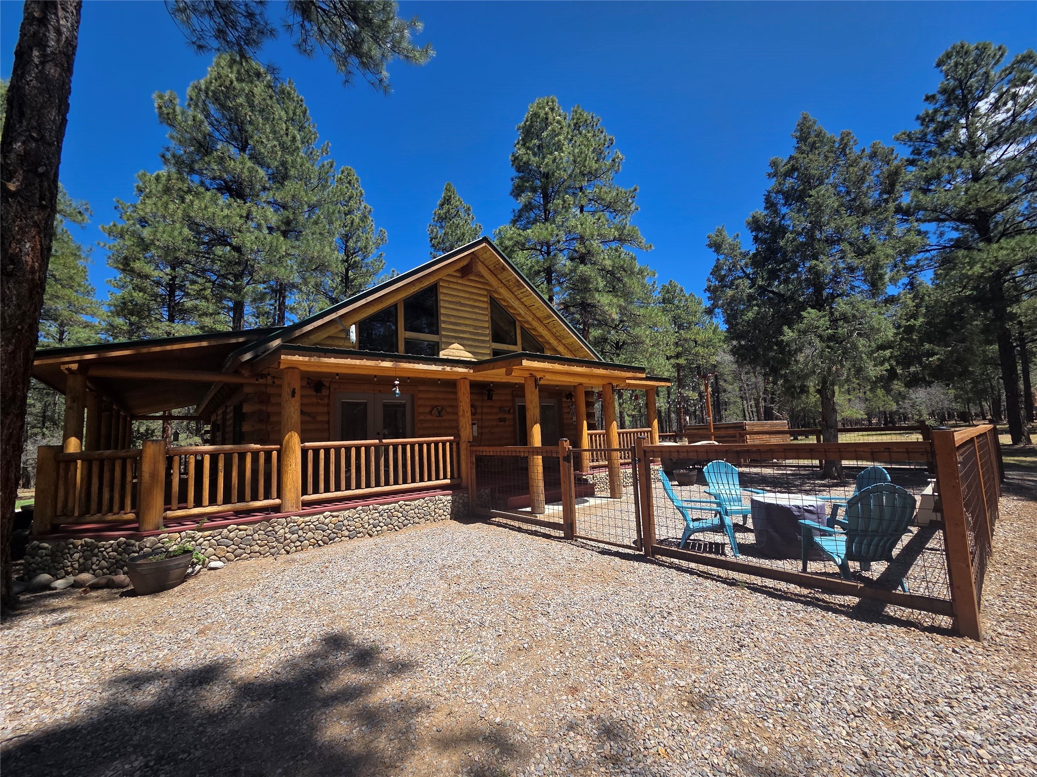 93 Private Drive 1754