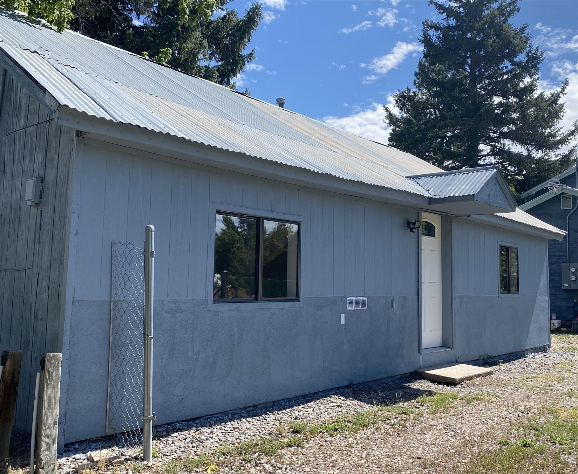 421 Maple Avenue