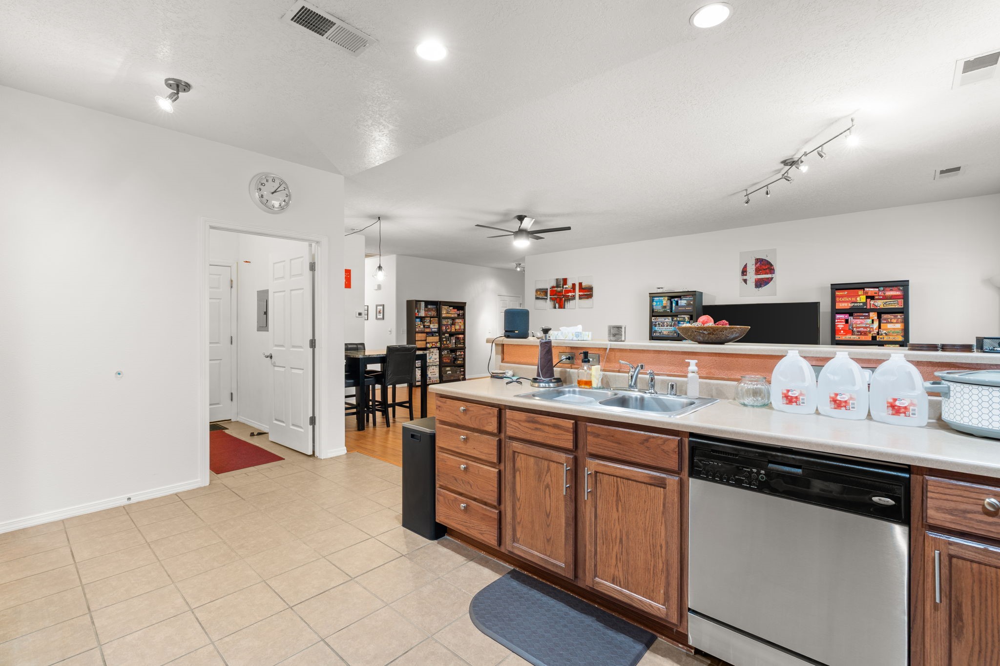 3 Canyon Cliff Dr