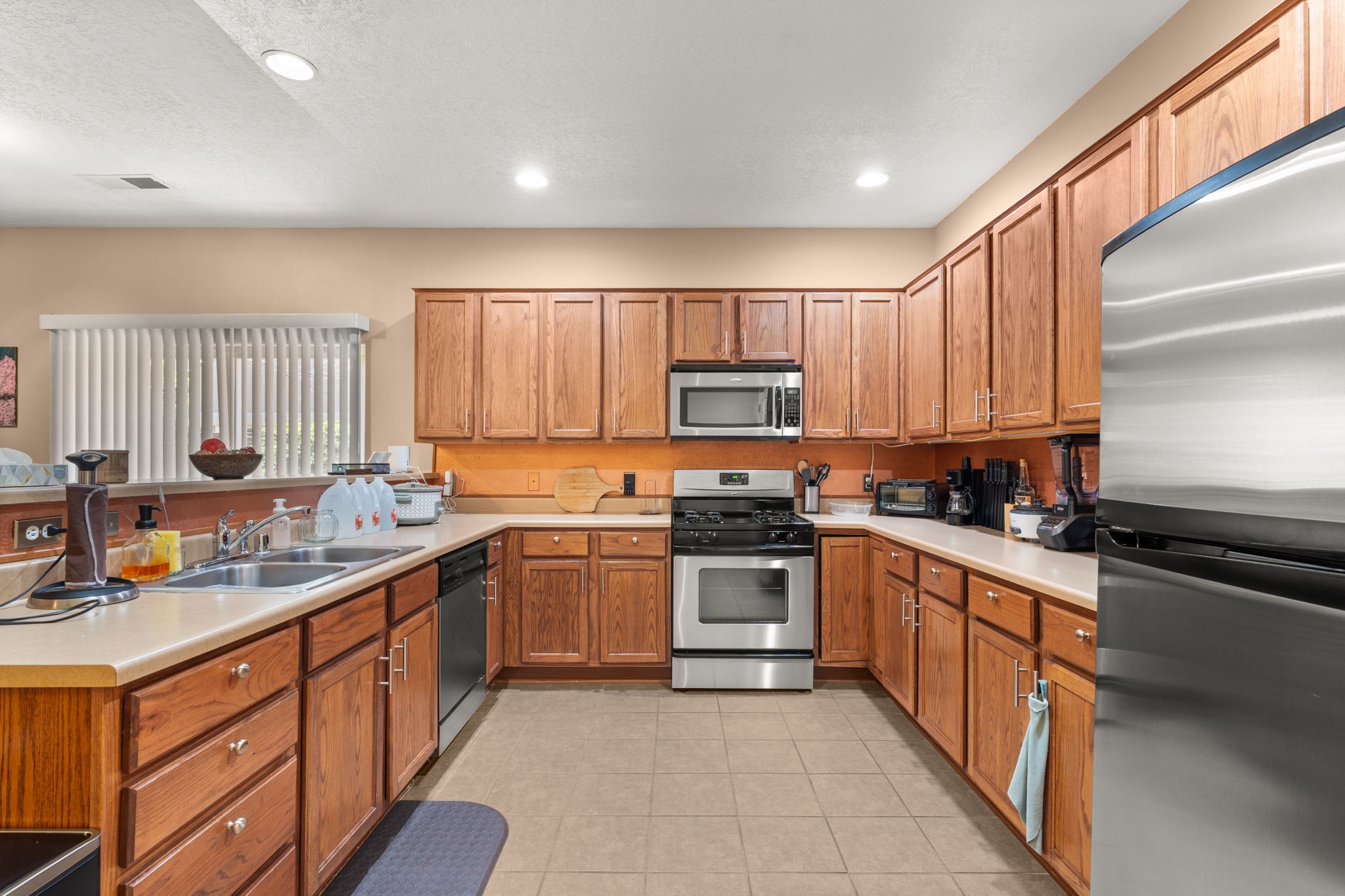 3 Canyon Cliff Dr