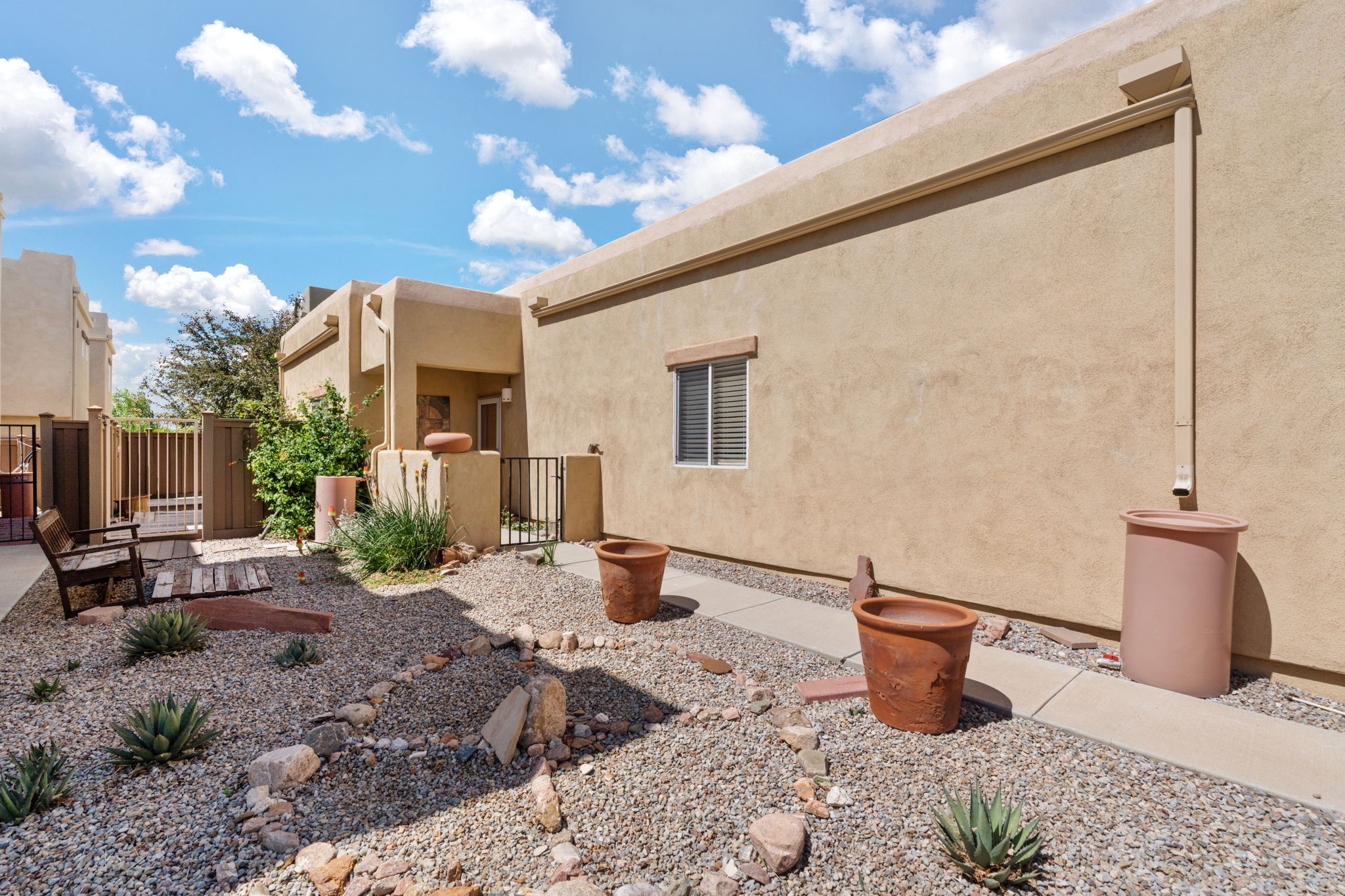 3 Canyon Cliff Dr