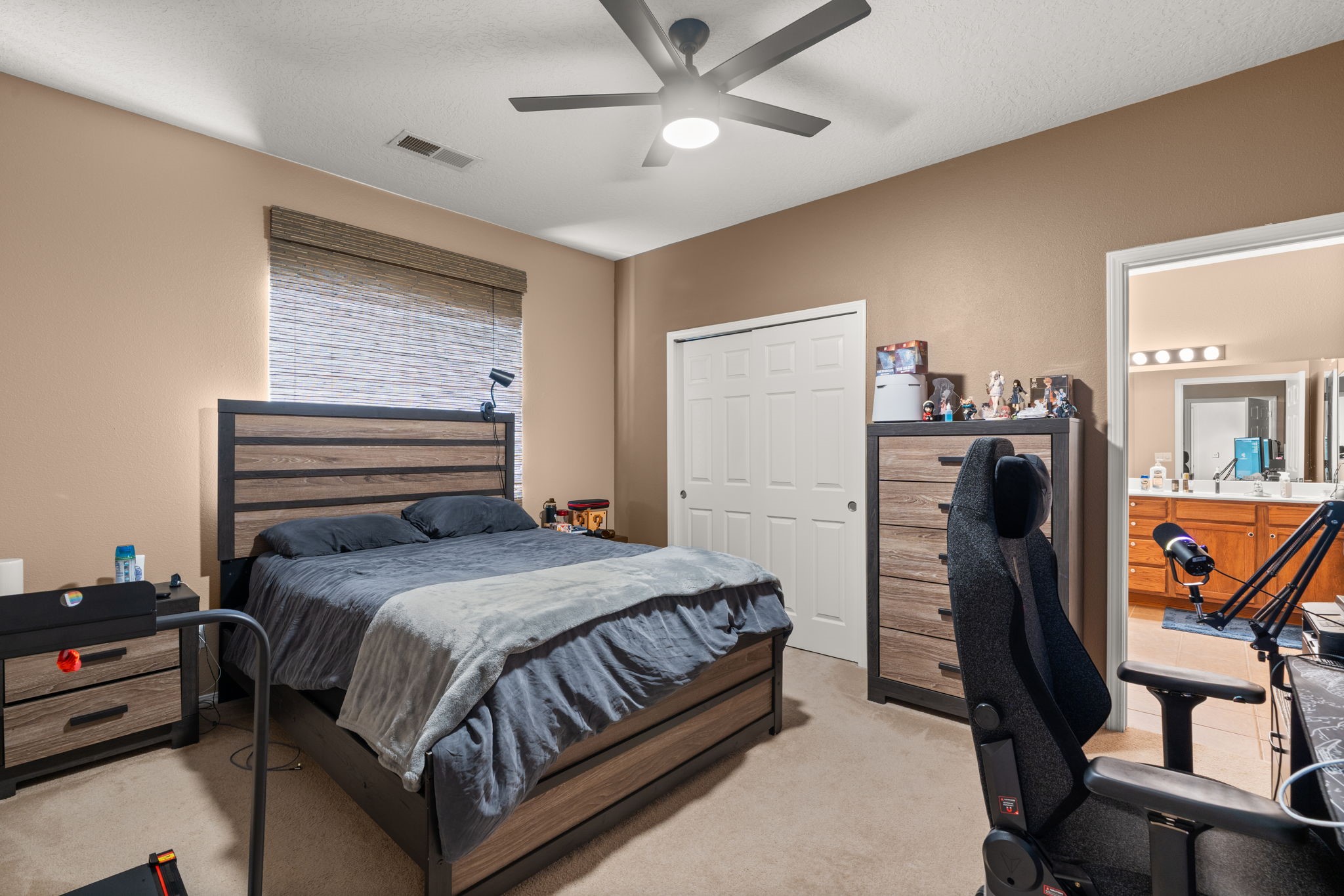 3 Canyon Cliff Dr