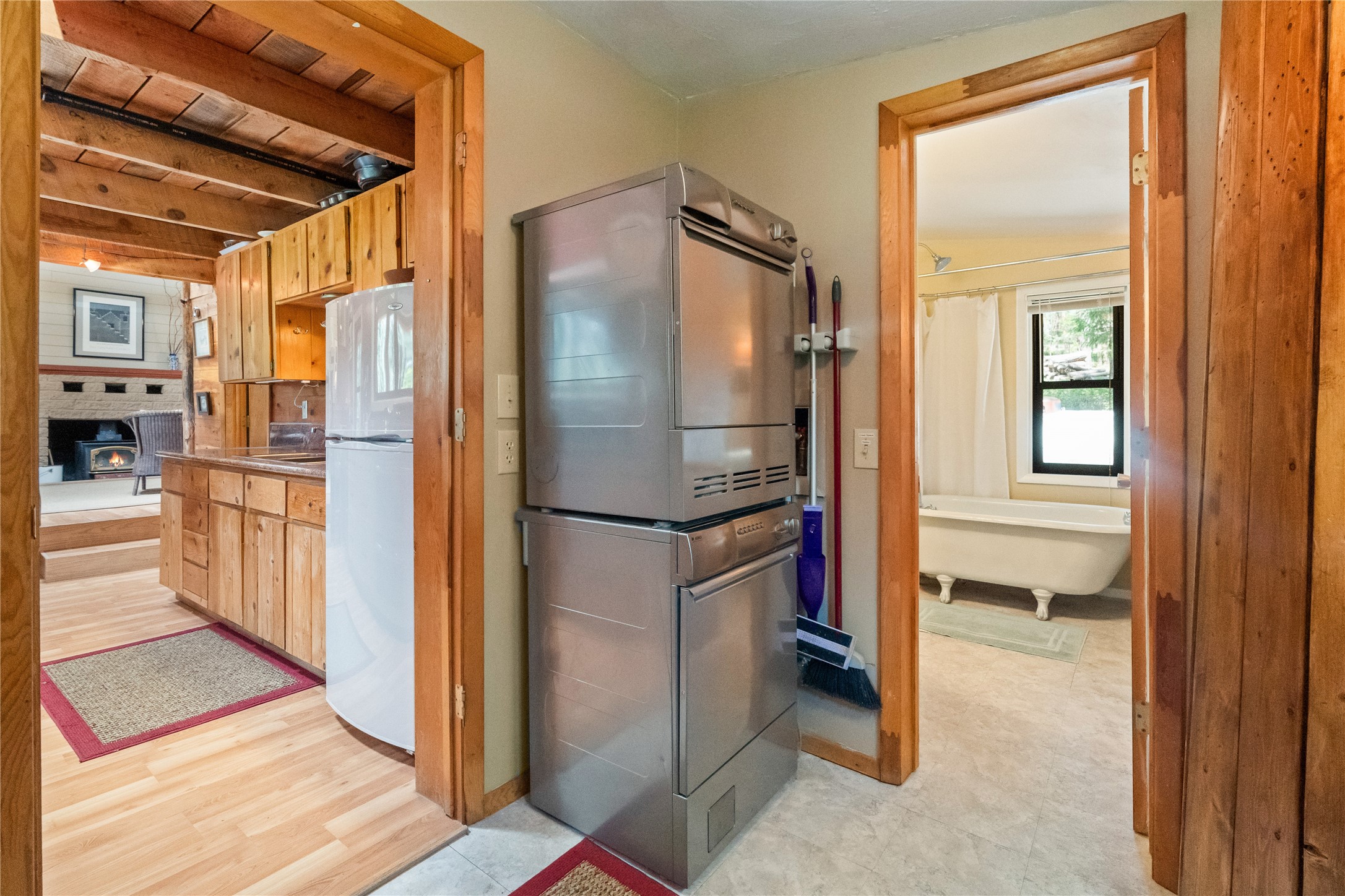 578 Horseshoe Loop