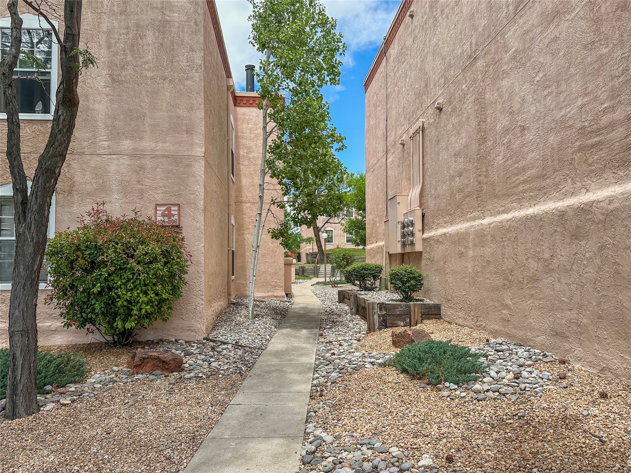 2501 Zia Road 104