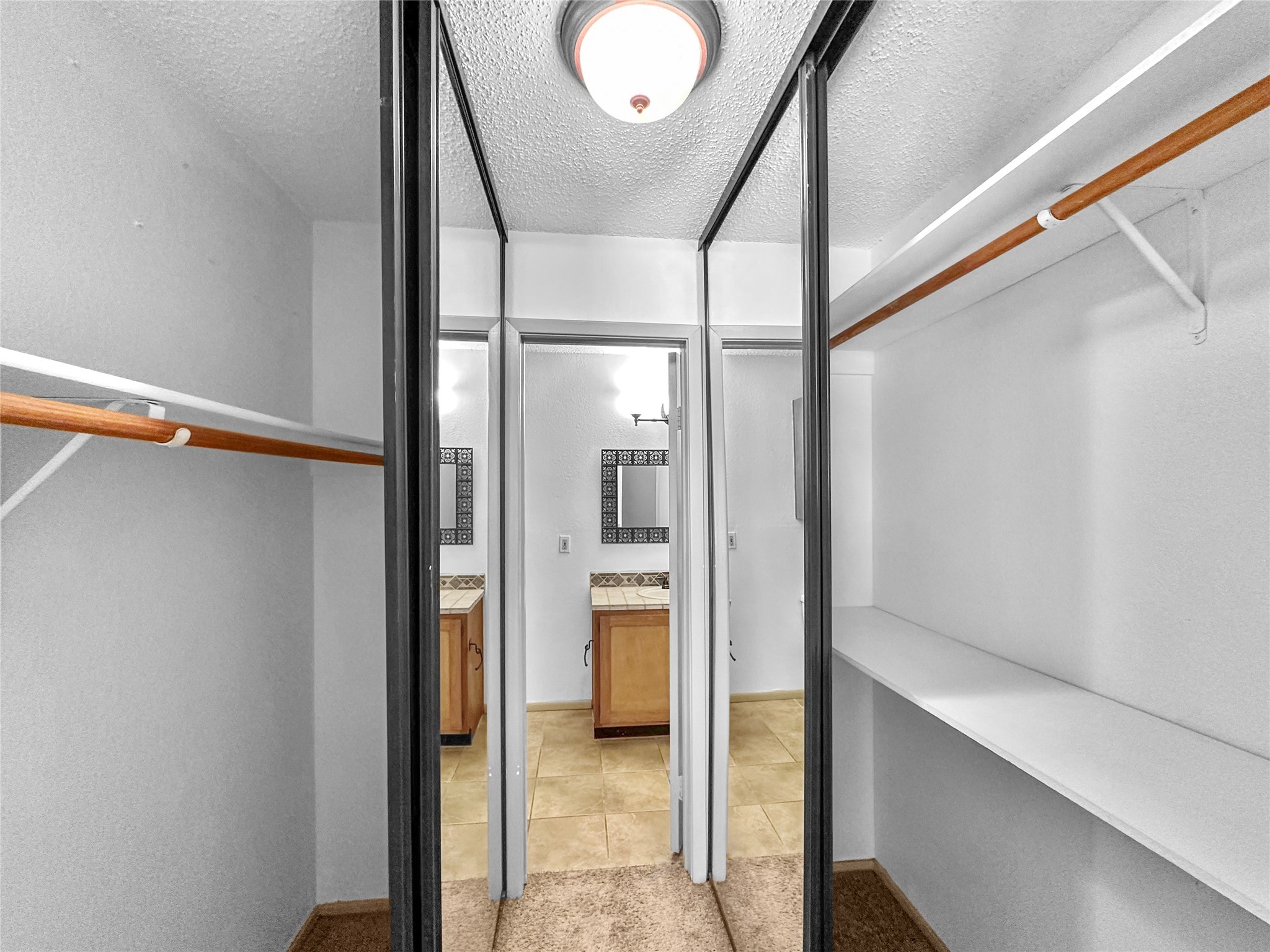 2501 Zia Road 104