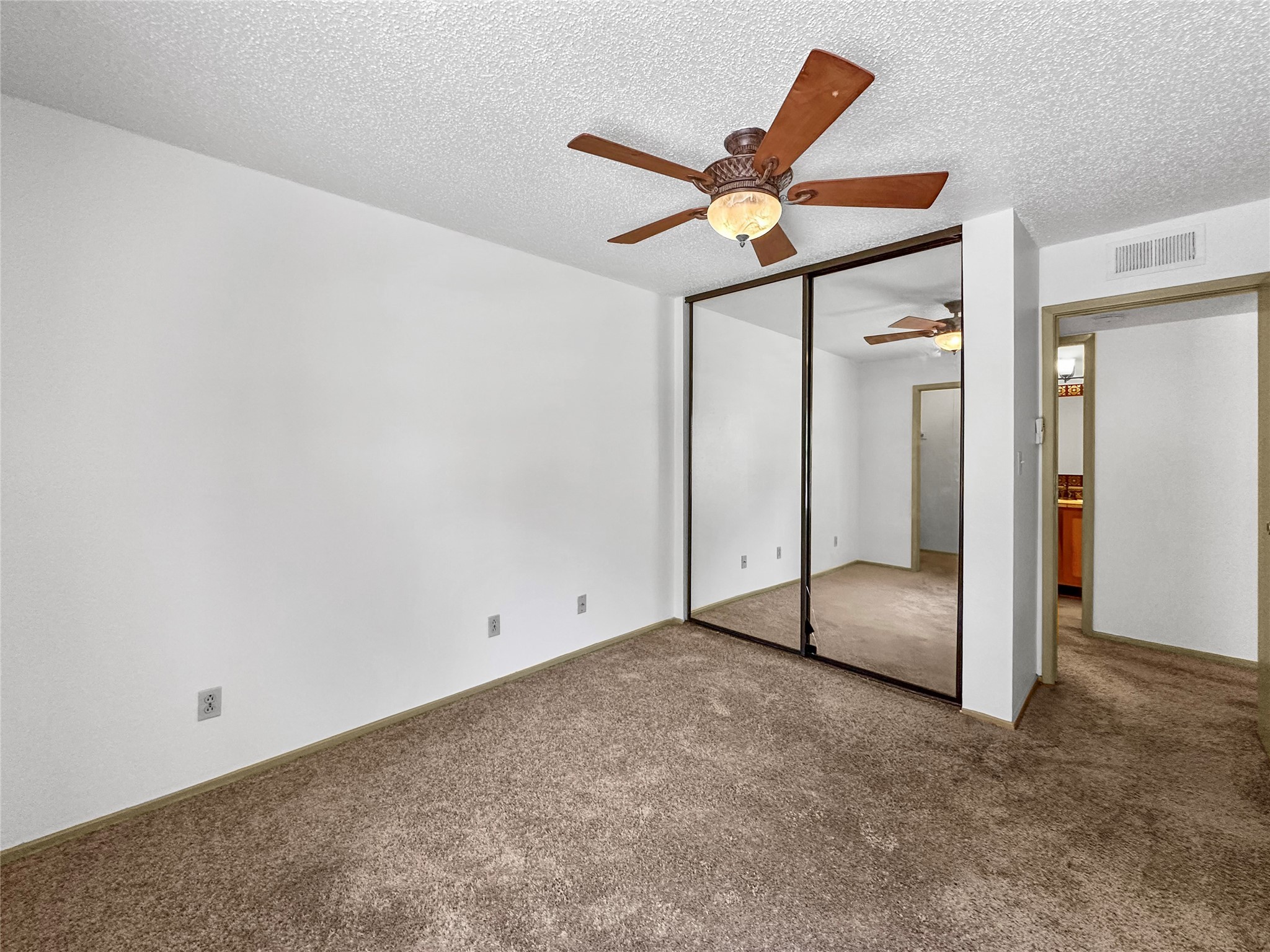 2501 Zia Road 104