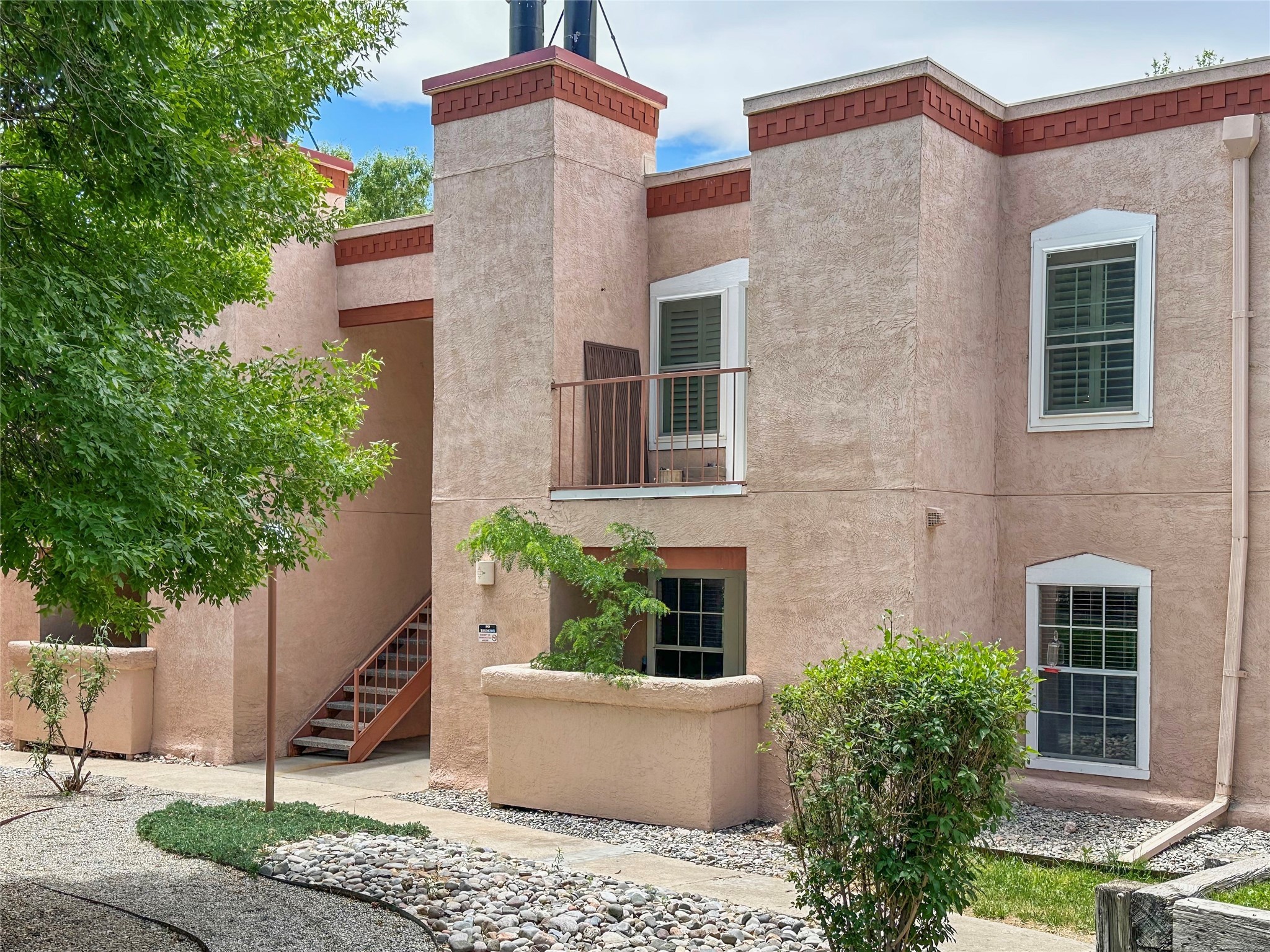 2501 Zia Road 104