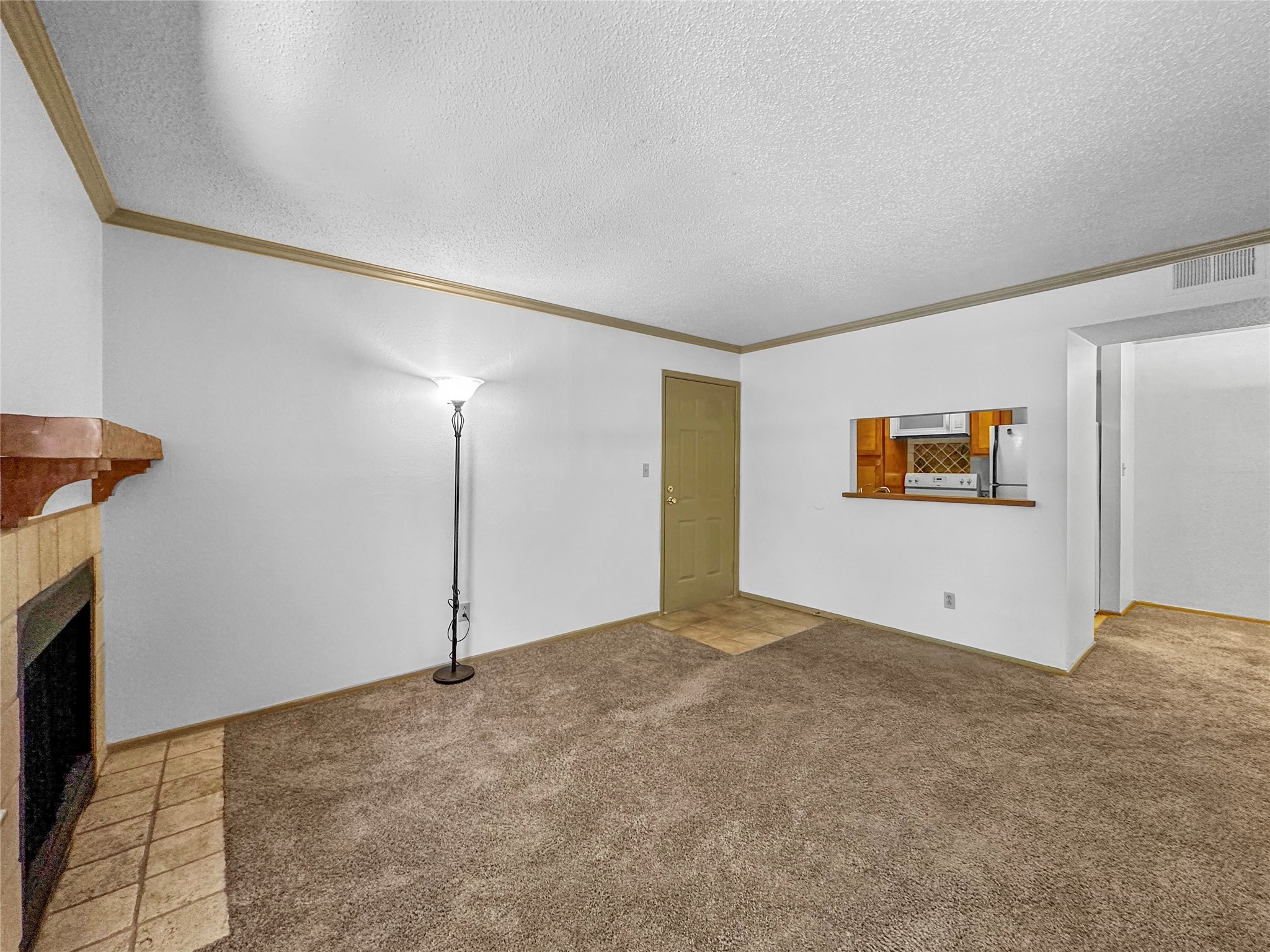 2501 Zia Road 104