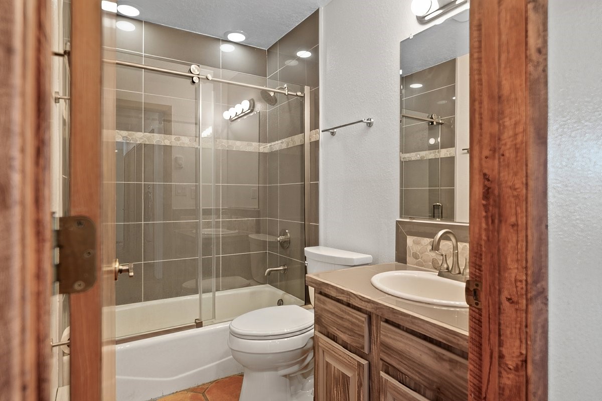 23 Estacada Road