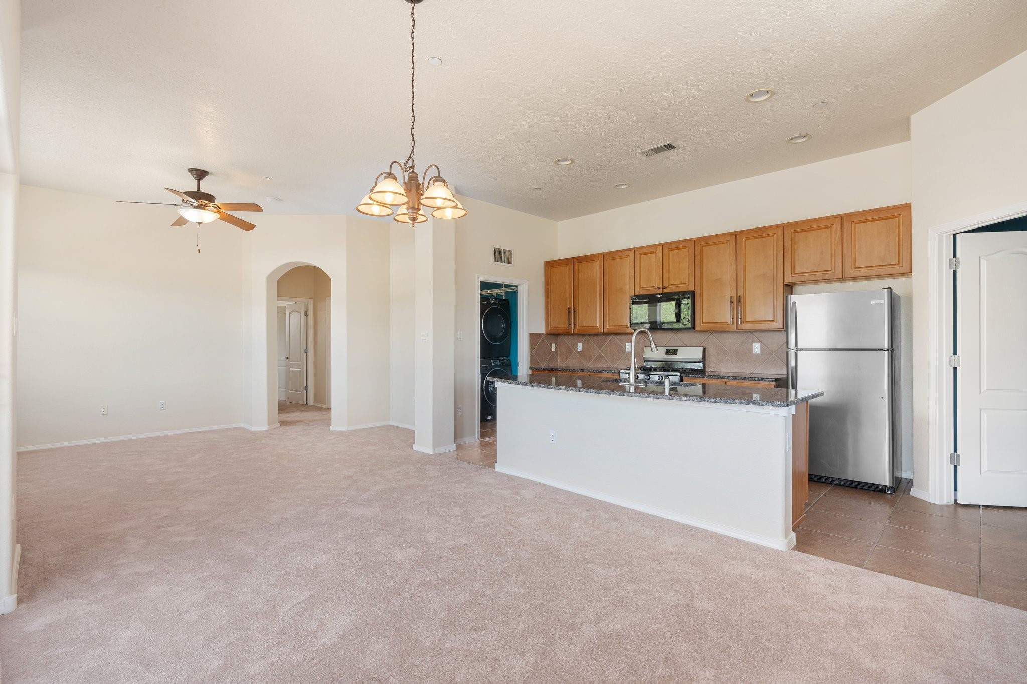 4348 Santo Domingo C