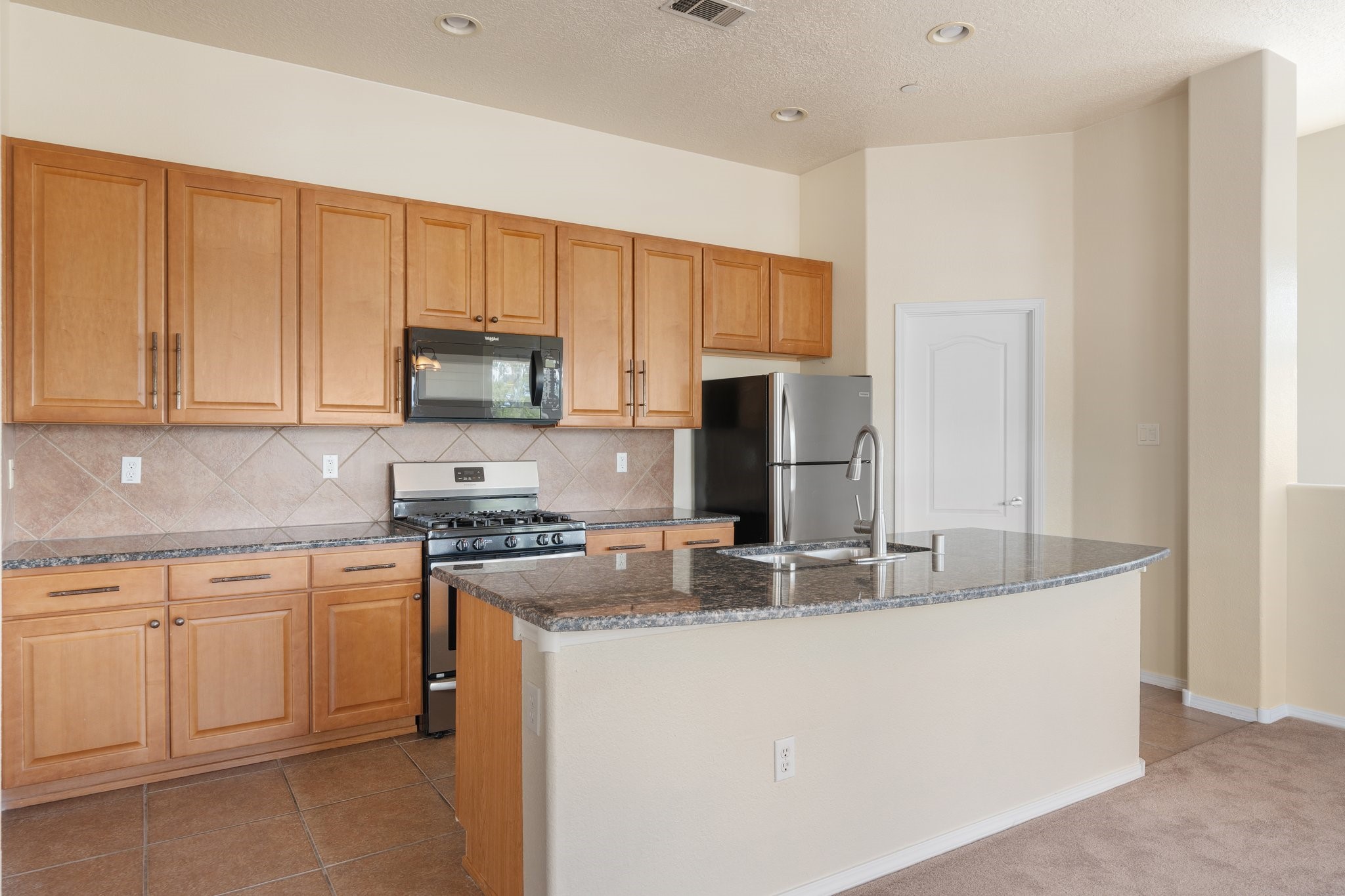 4348 Santo Domingo C