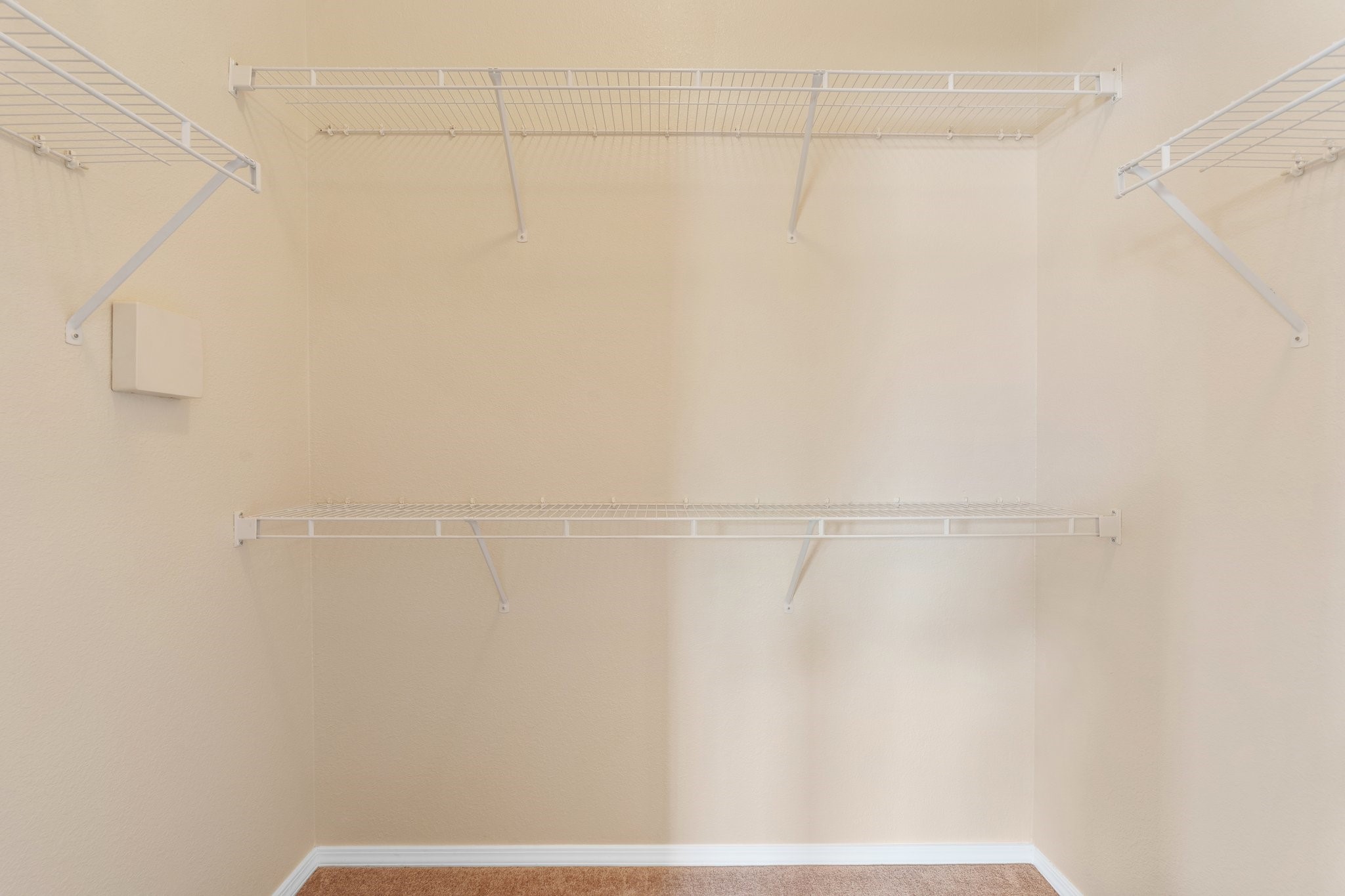 4348 Santo Domingo C