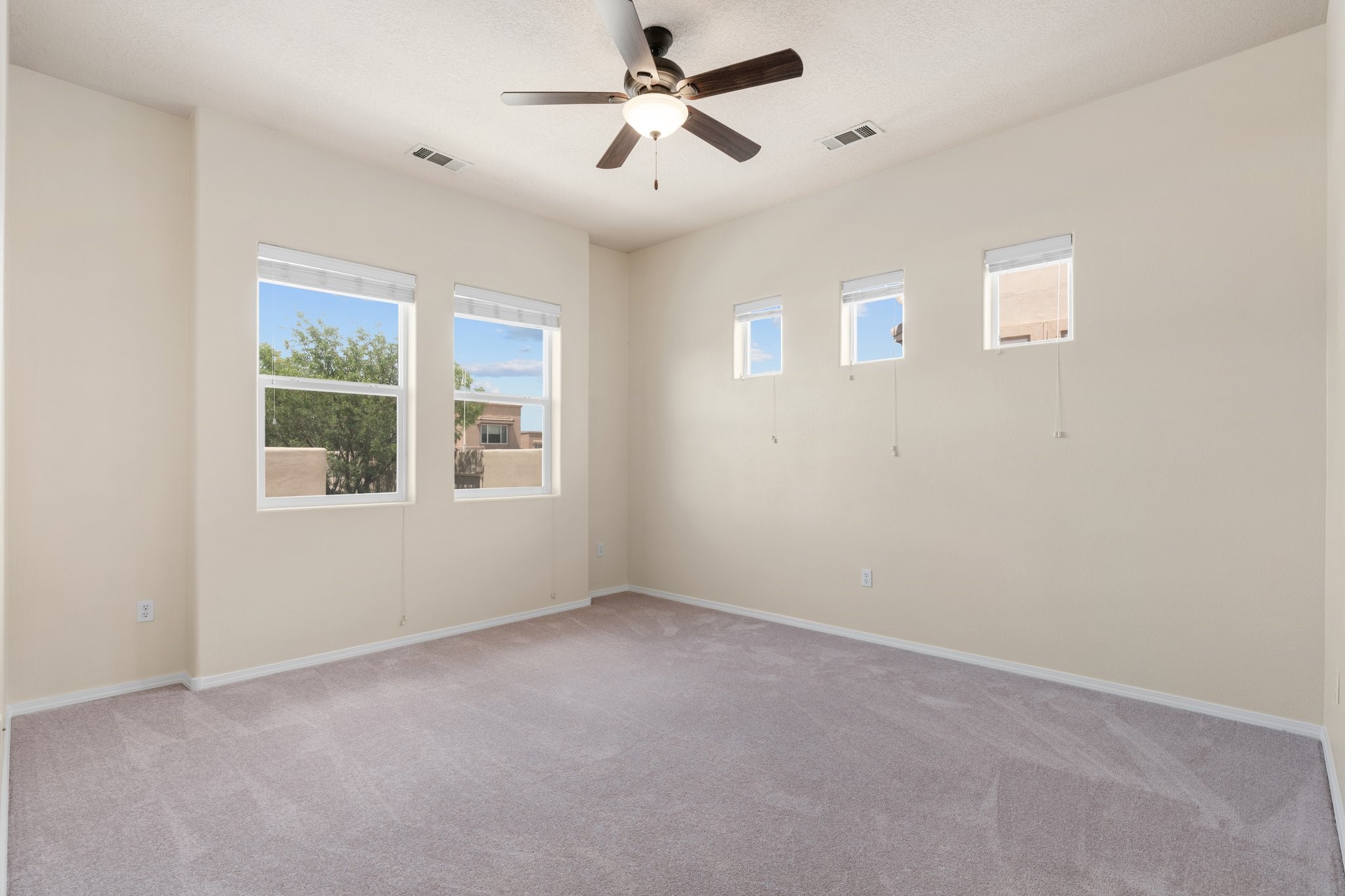 4348 Santo Domingo C