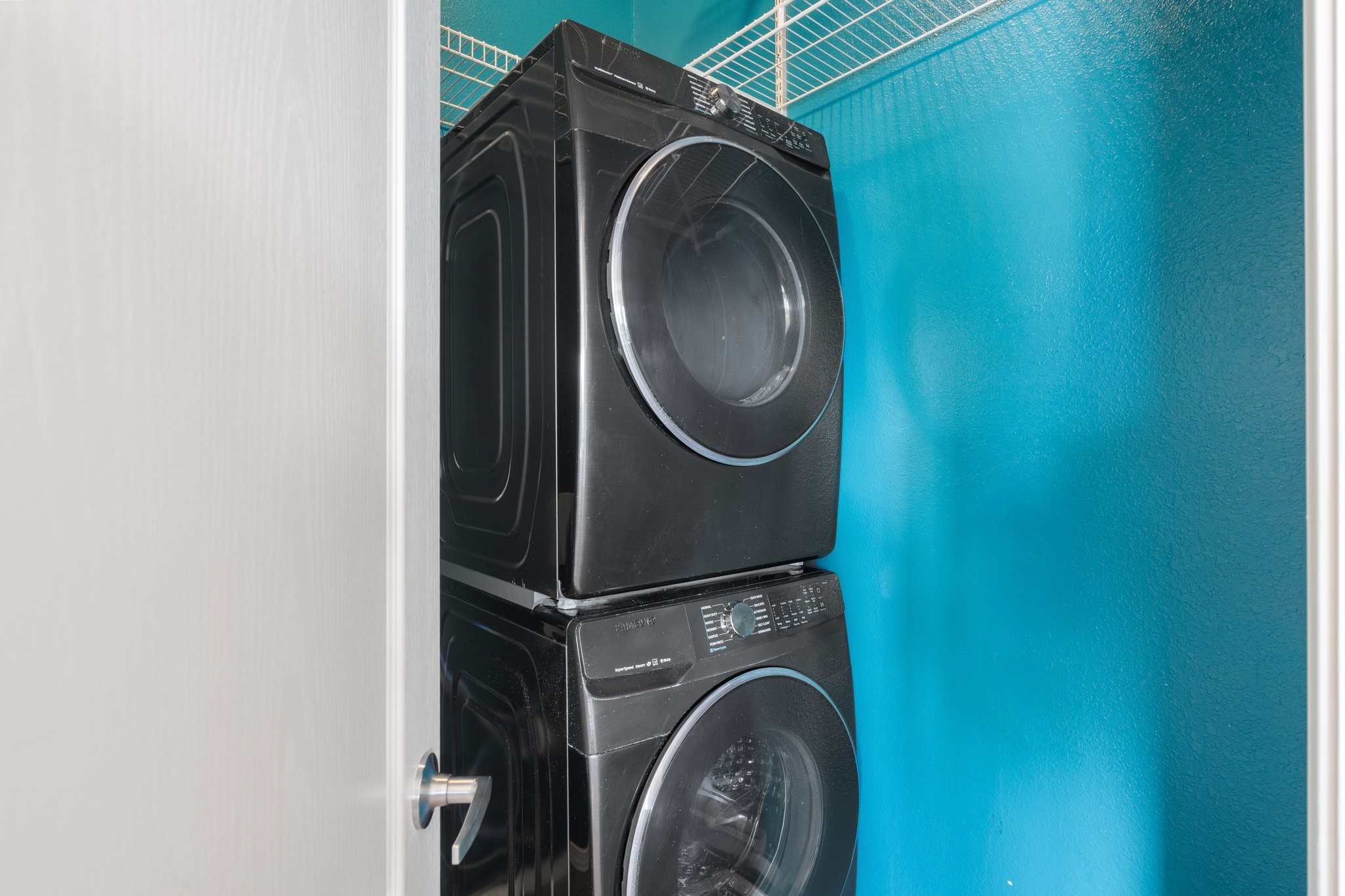 4348 Santo Domingo C