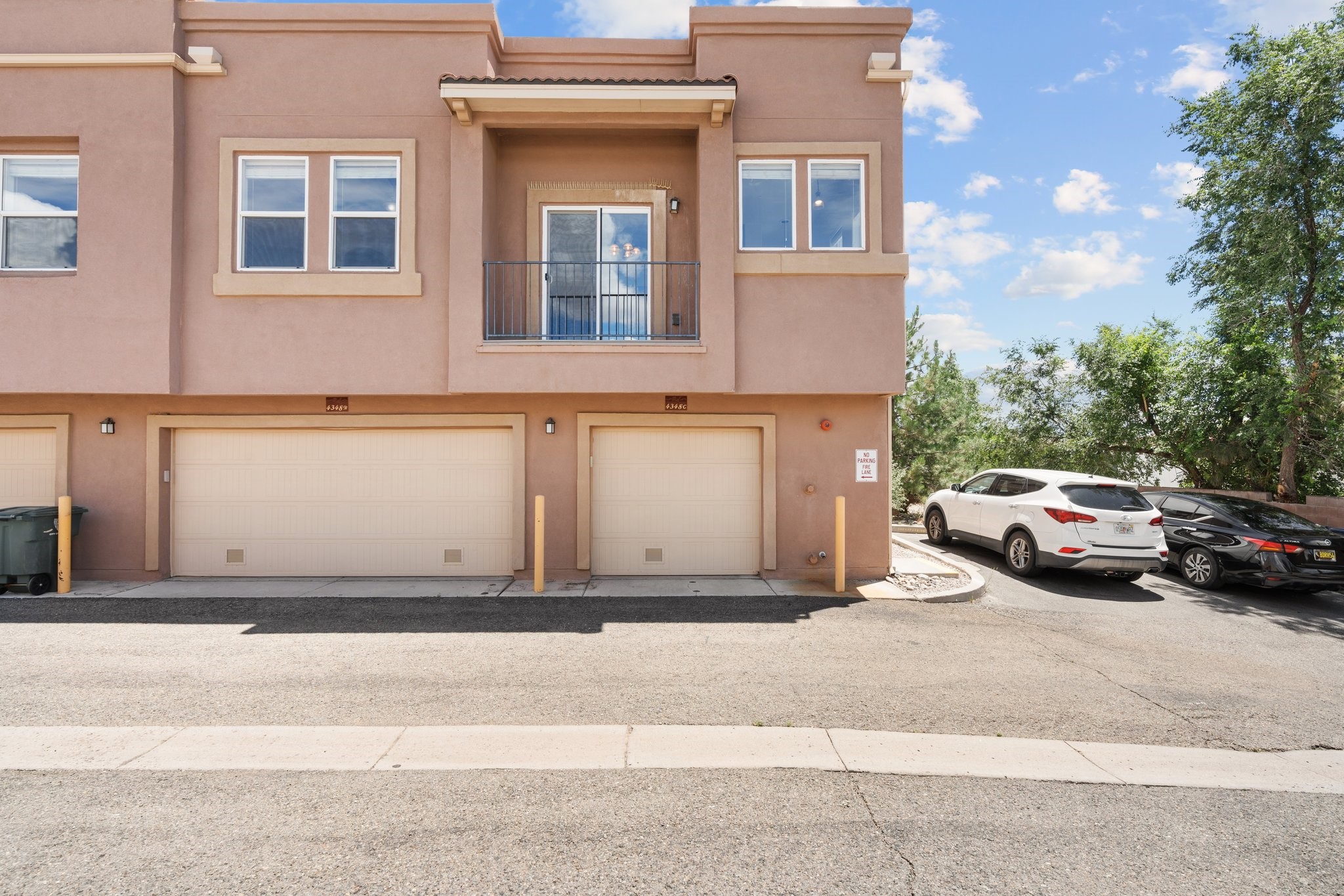 4348 Santo Domingo C