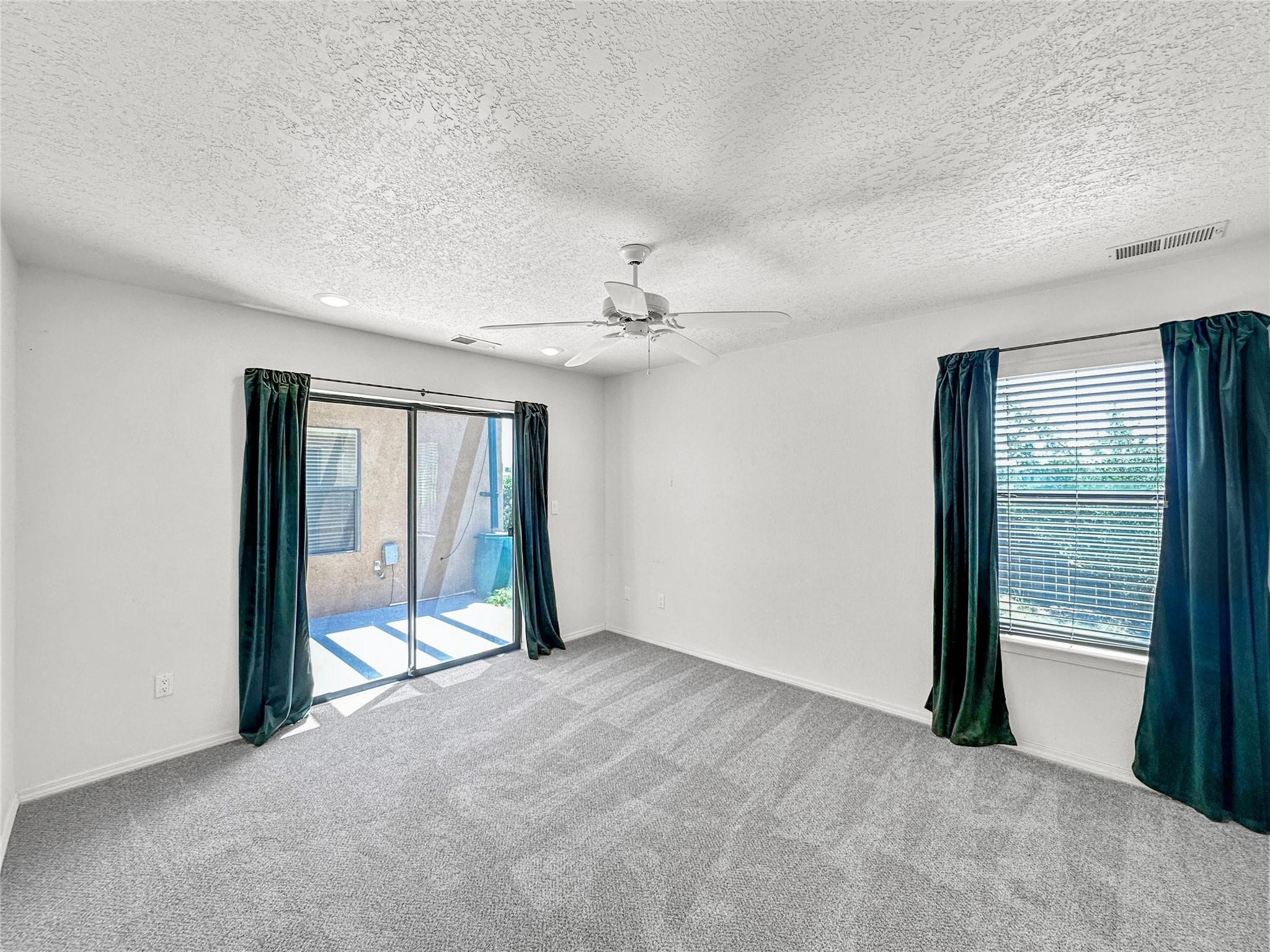 4228 Roadrunner Lane