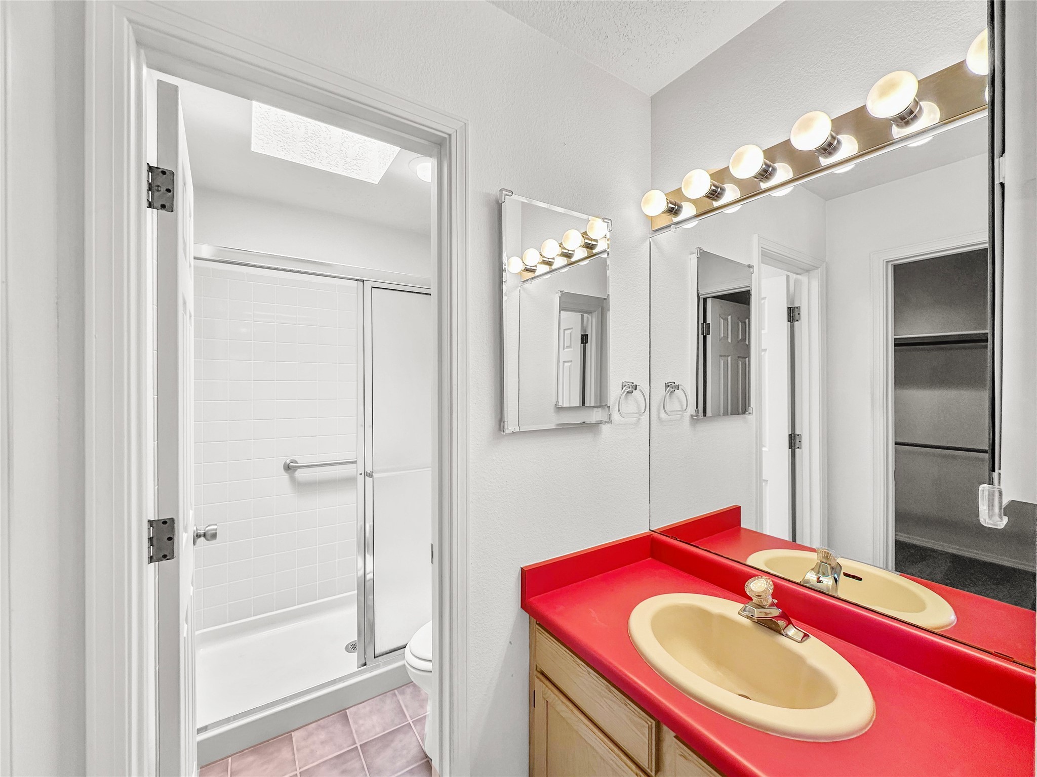 4228 Roadrunner Lane