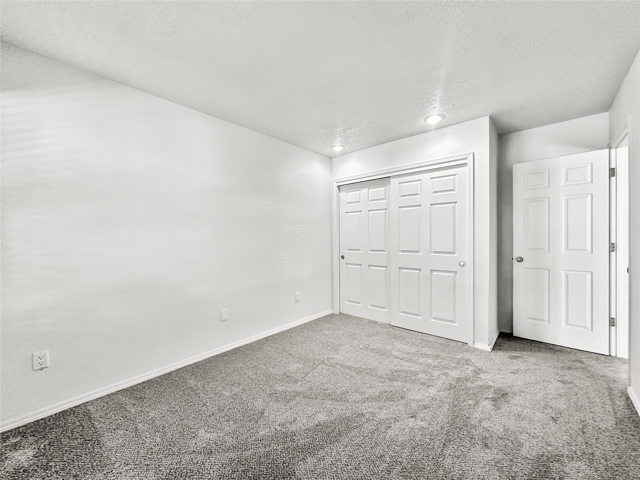 4228 Roadrunner Lane