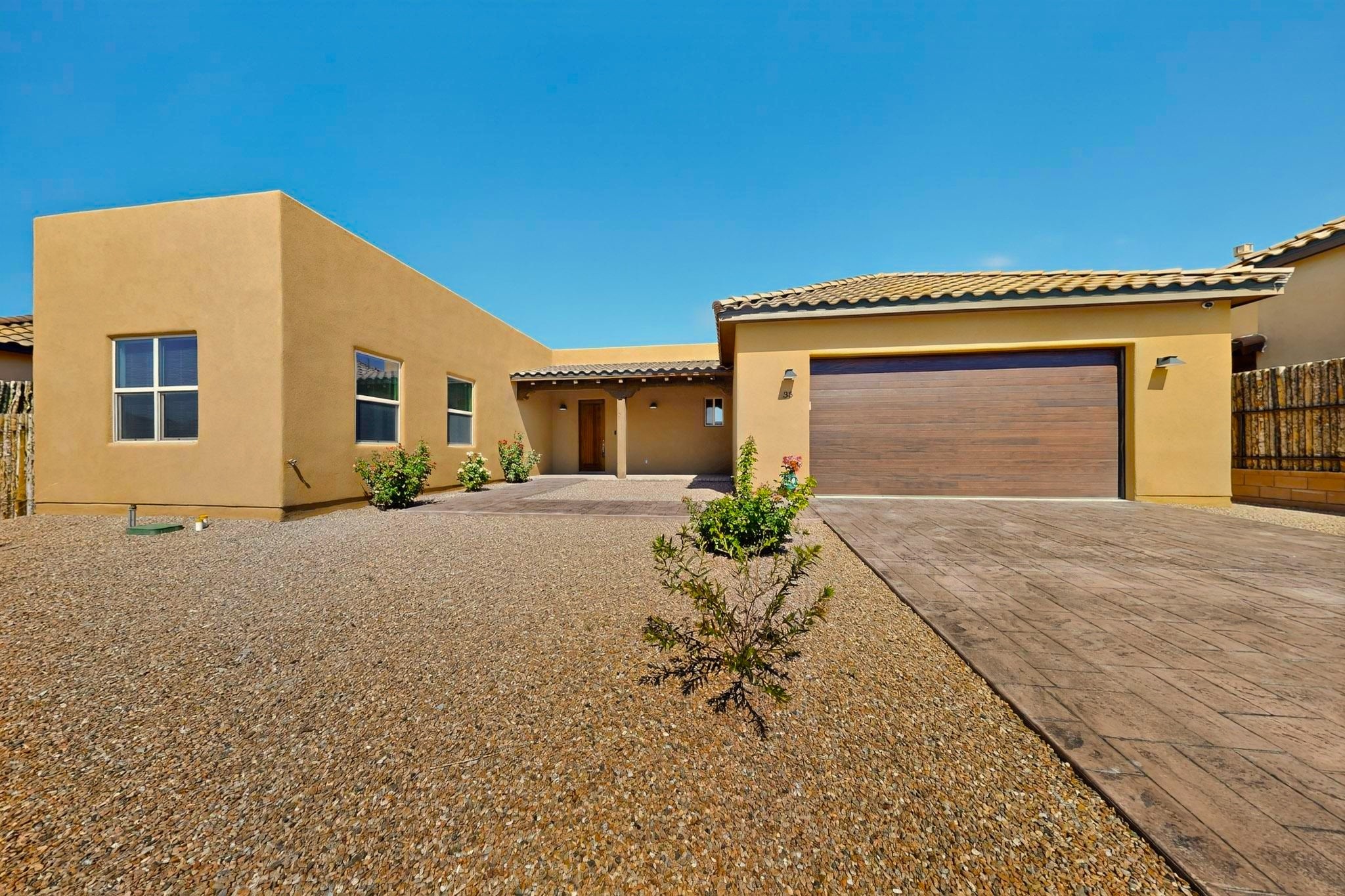 35 La Pradera