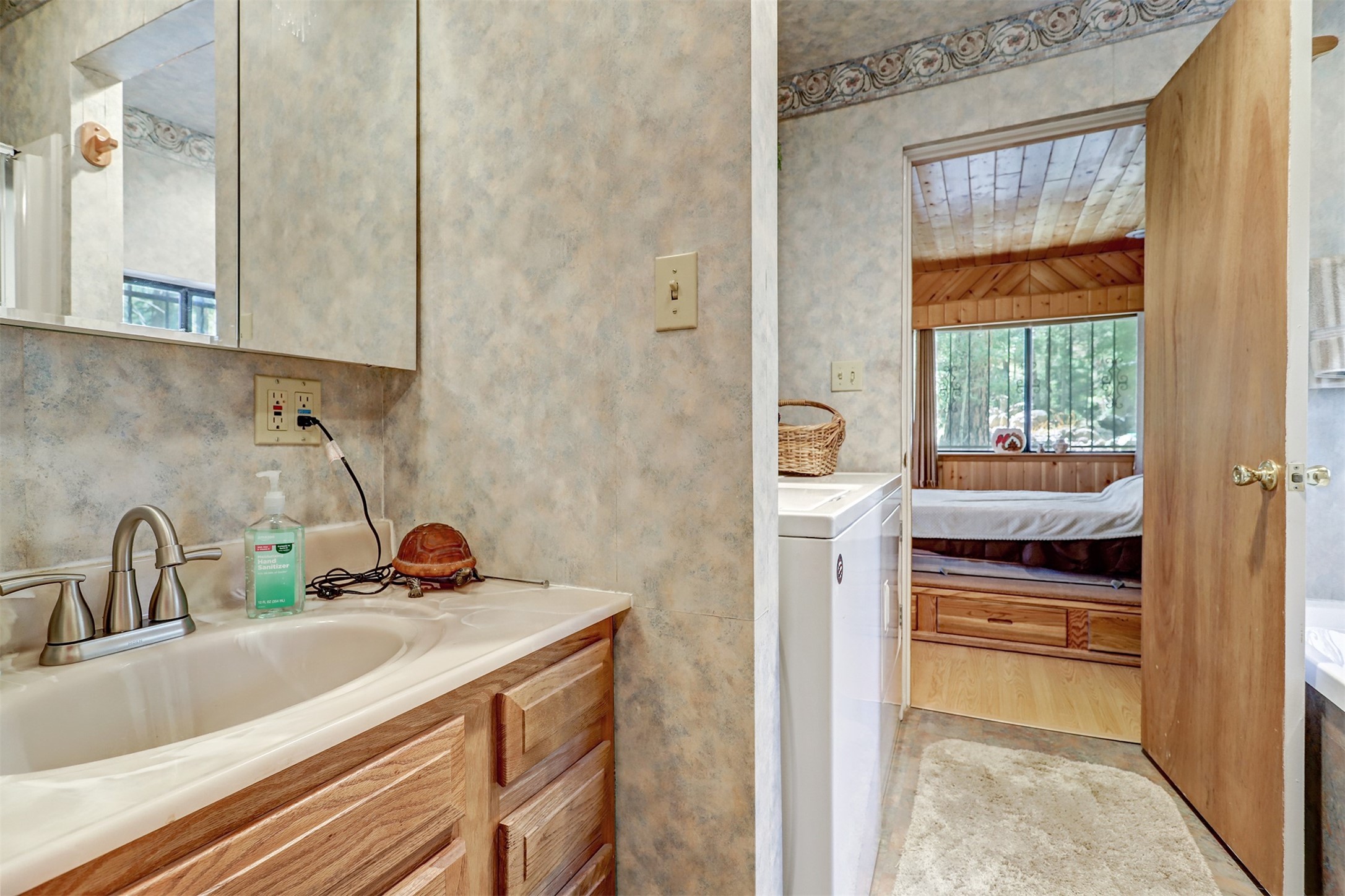 118 Porcupine Trail