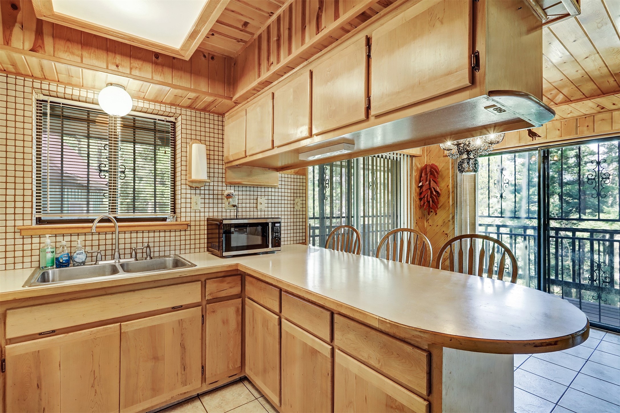 118 Porcupine Trail