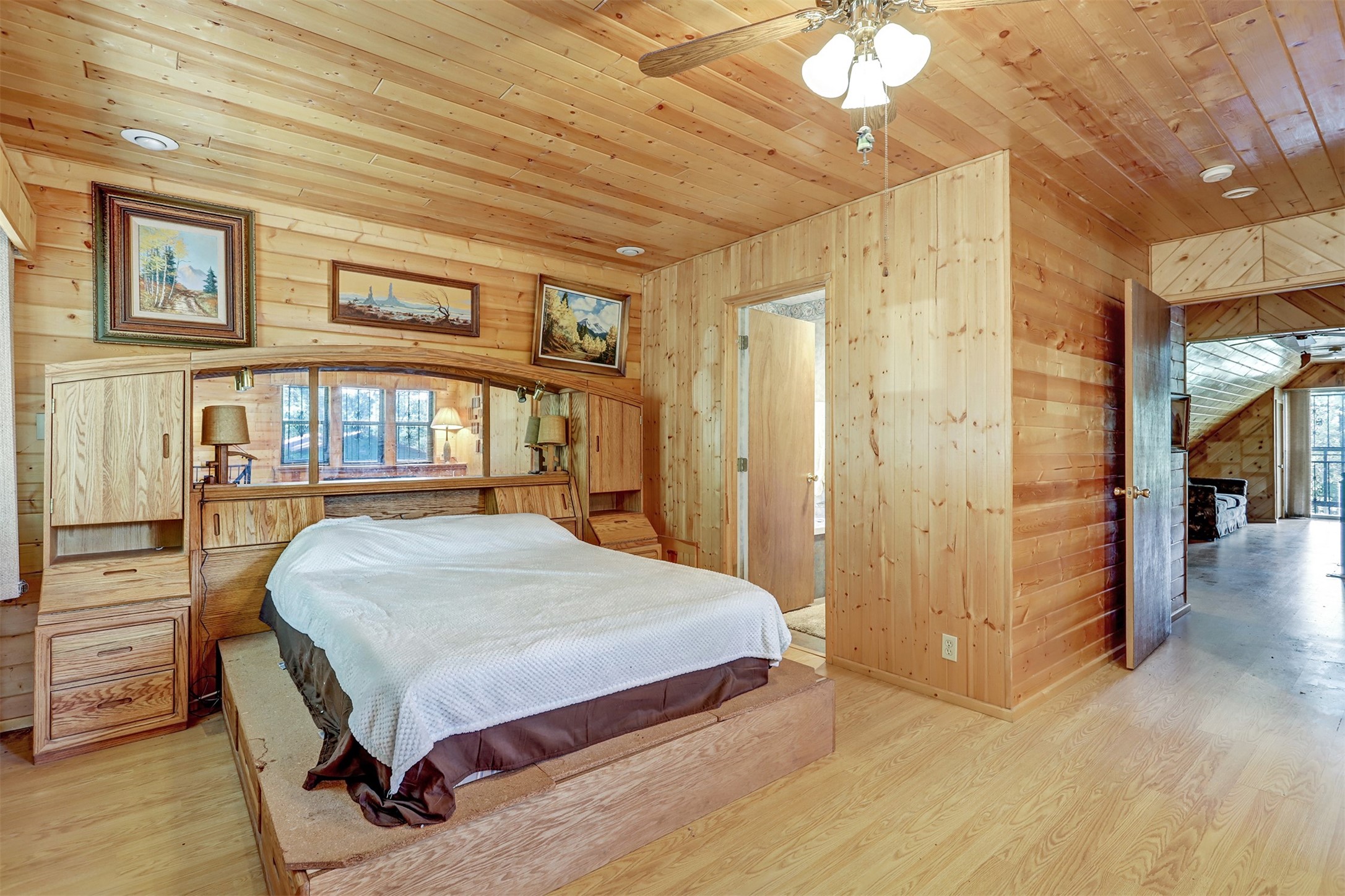 118 Porcupine Trail