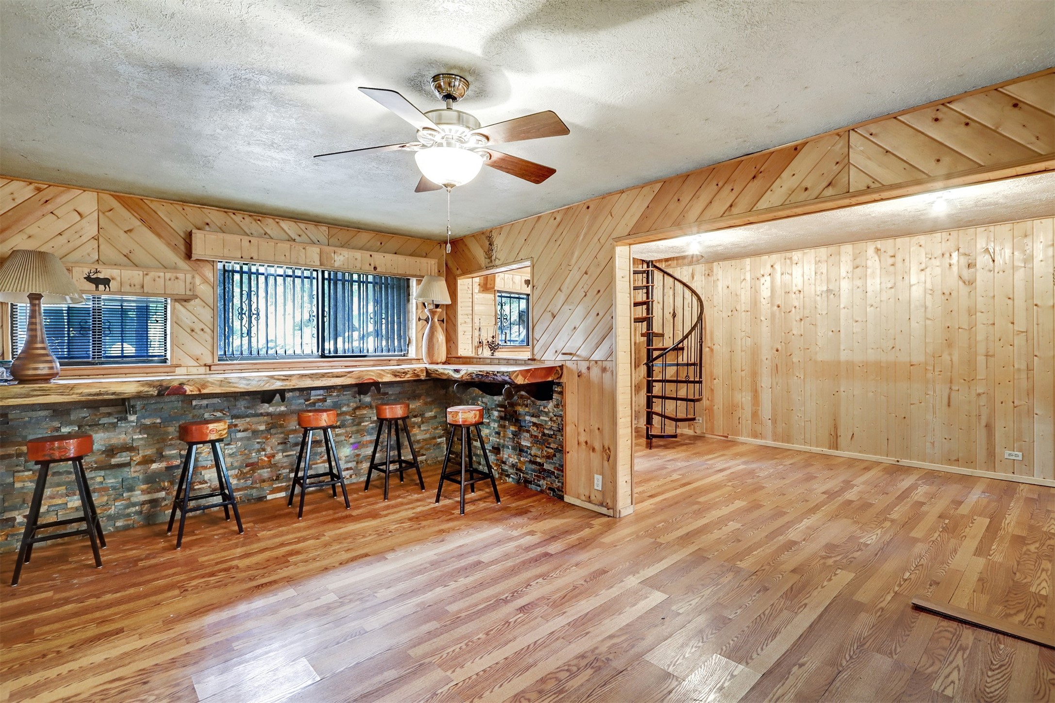118 Porcupine Trail