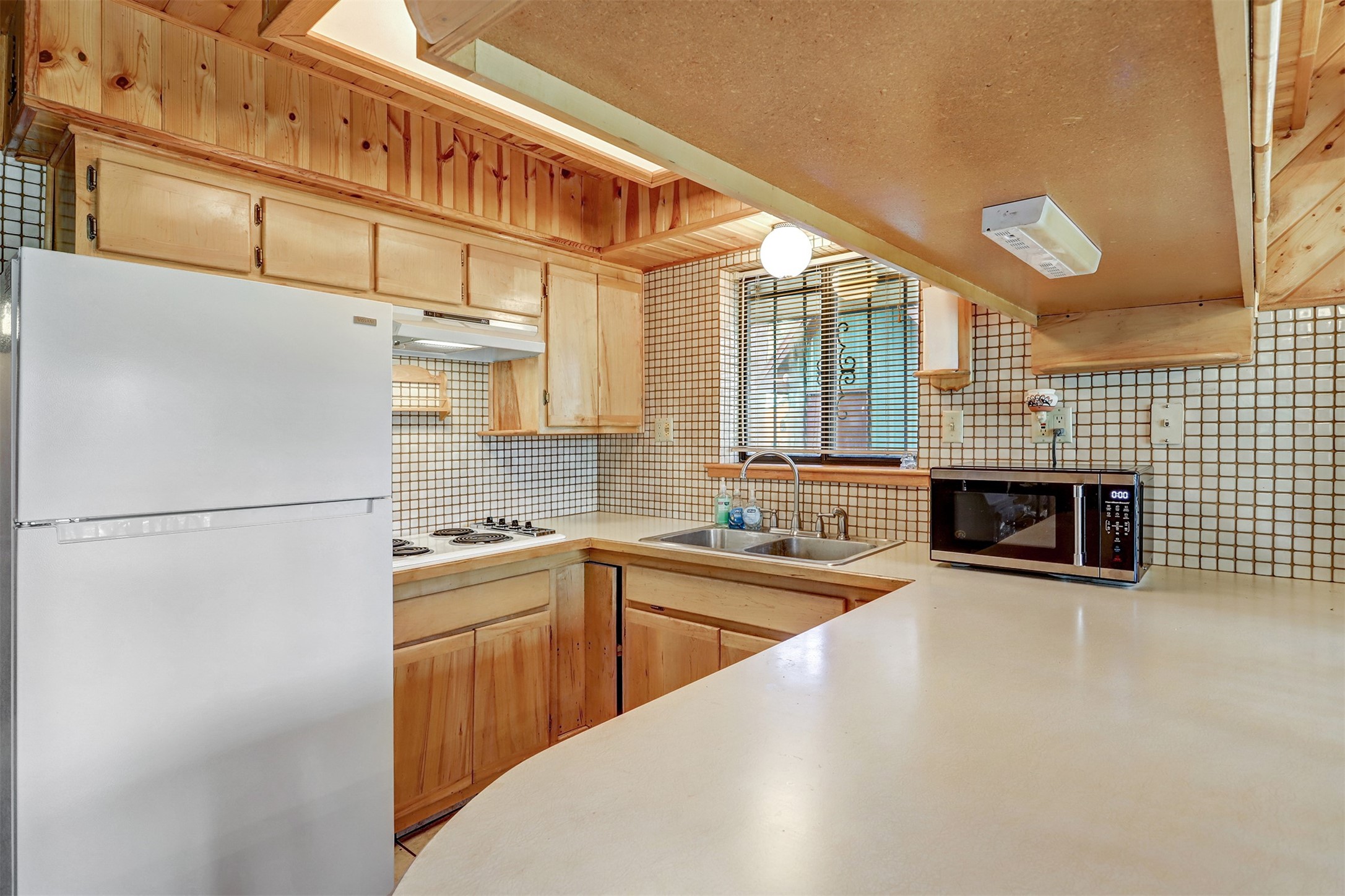 118 Porcupine Trail