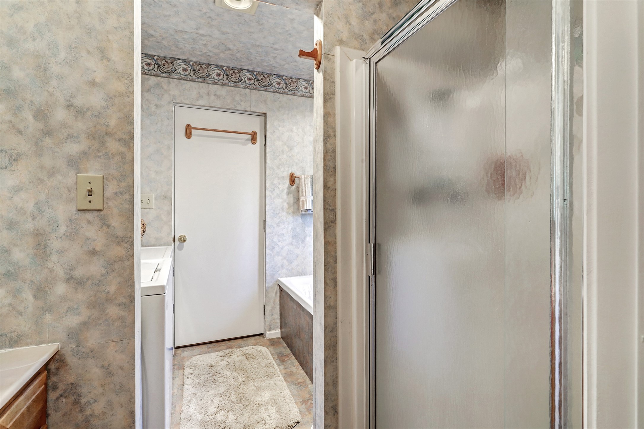 118 Porcupine Trail