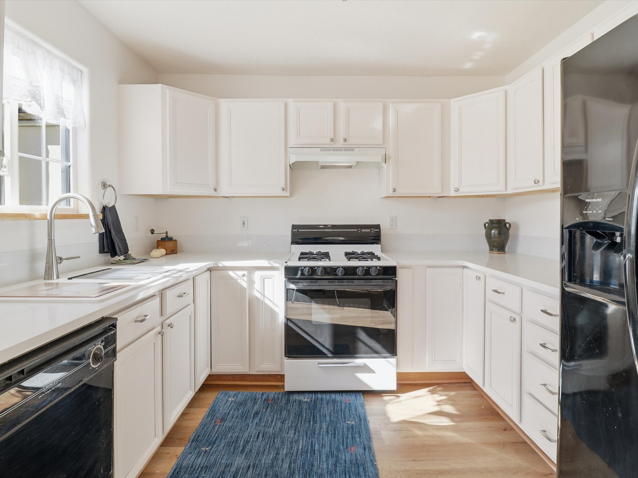 6356 Jaguar Drive