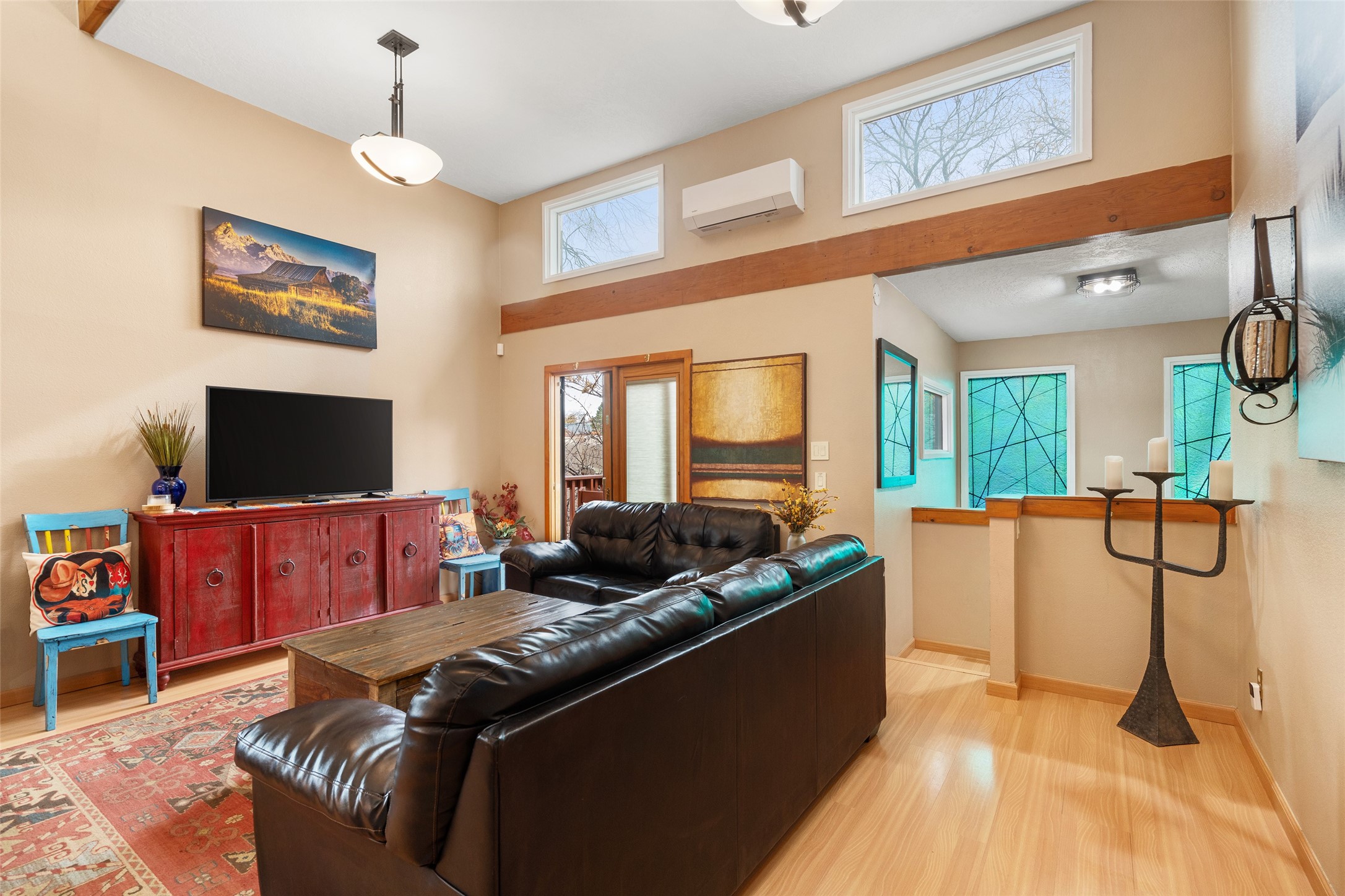 223 E Santa Fe C