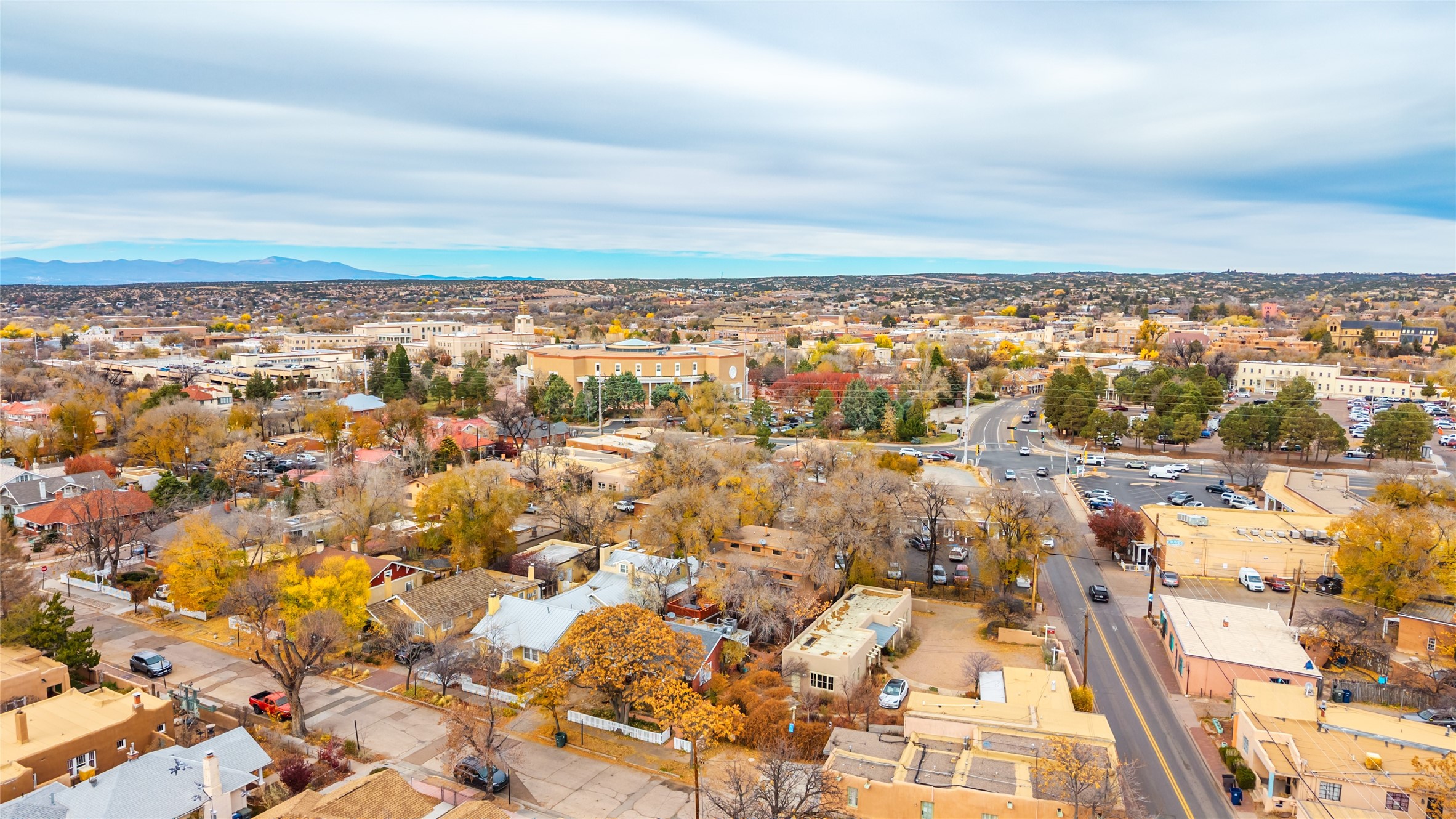 223 E Santa Fe C