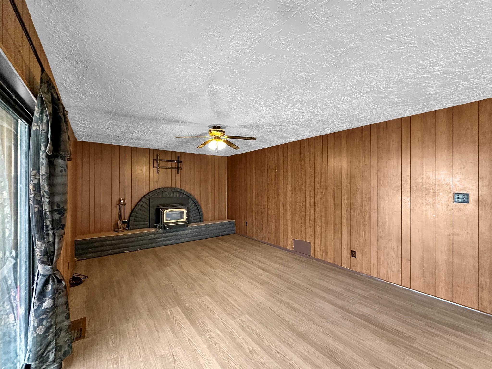 2709 Paseo de Tularosa