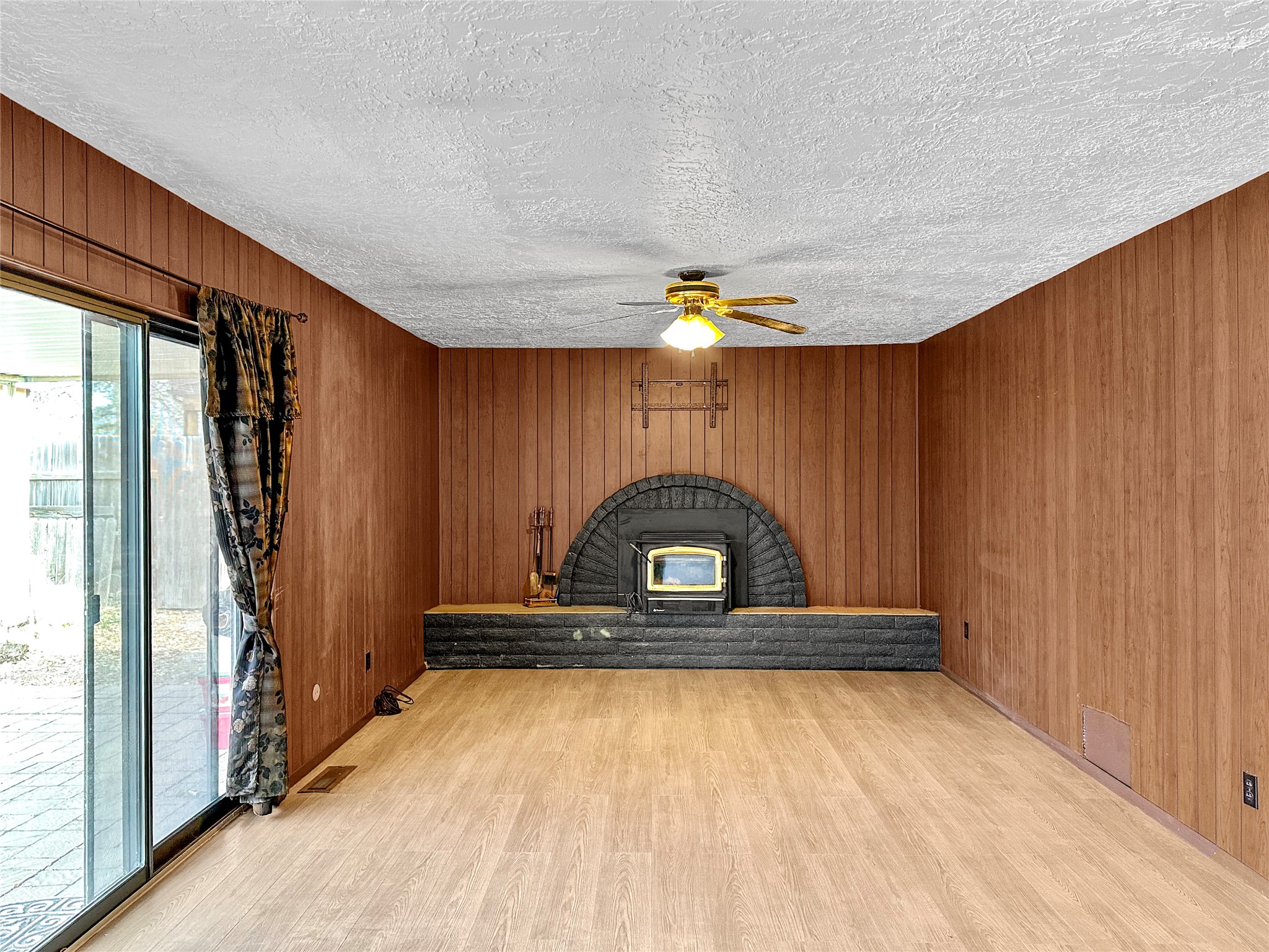 2709 Paseo de Tularosa