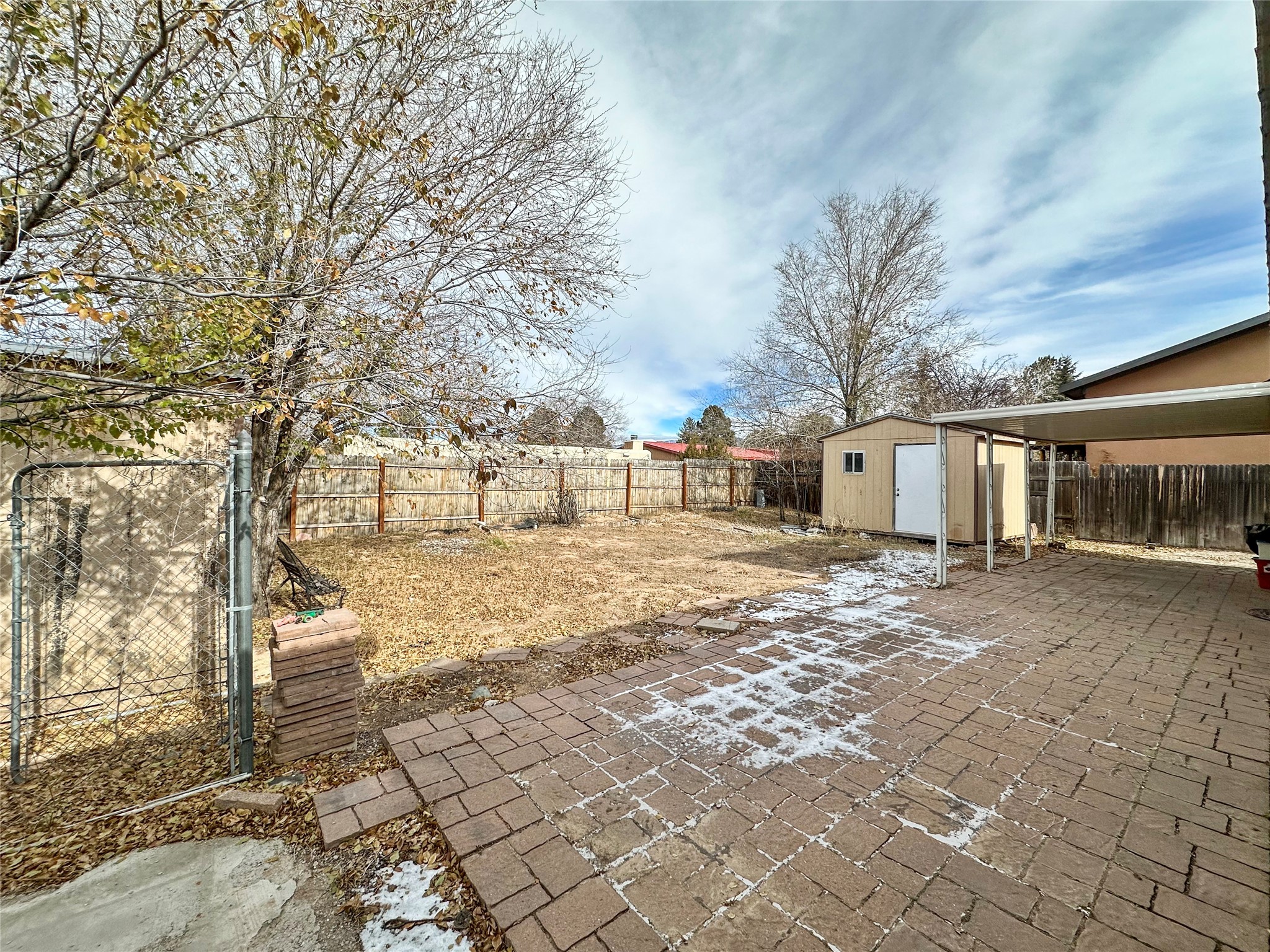 2709 Paseo de Tularosa