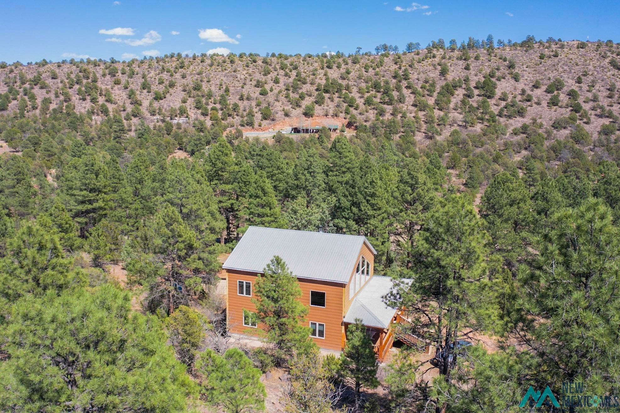 75 Roadrunner Road