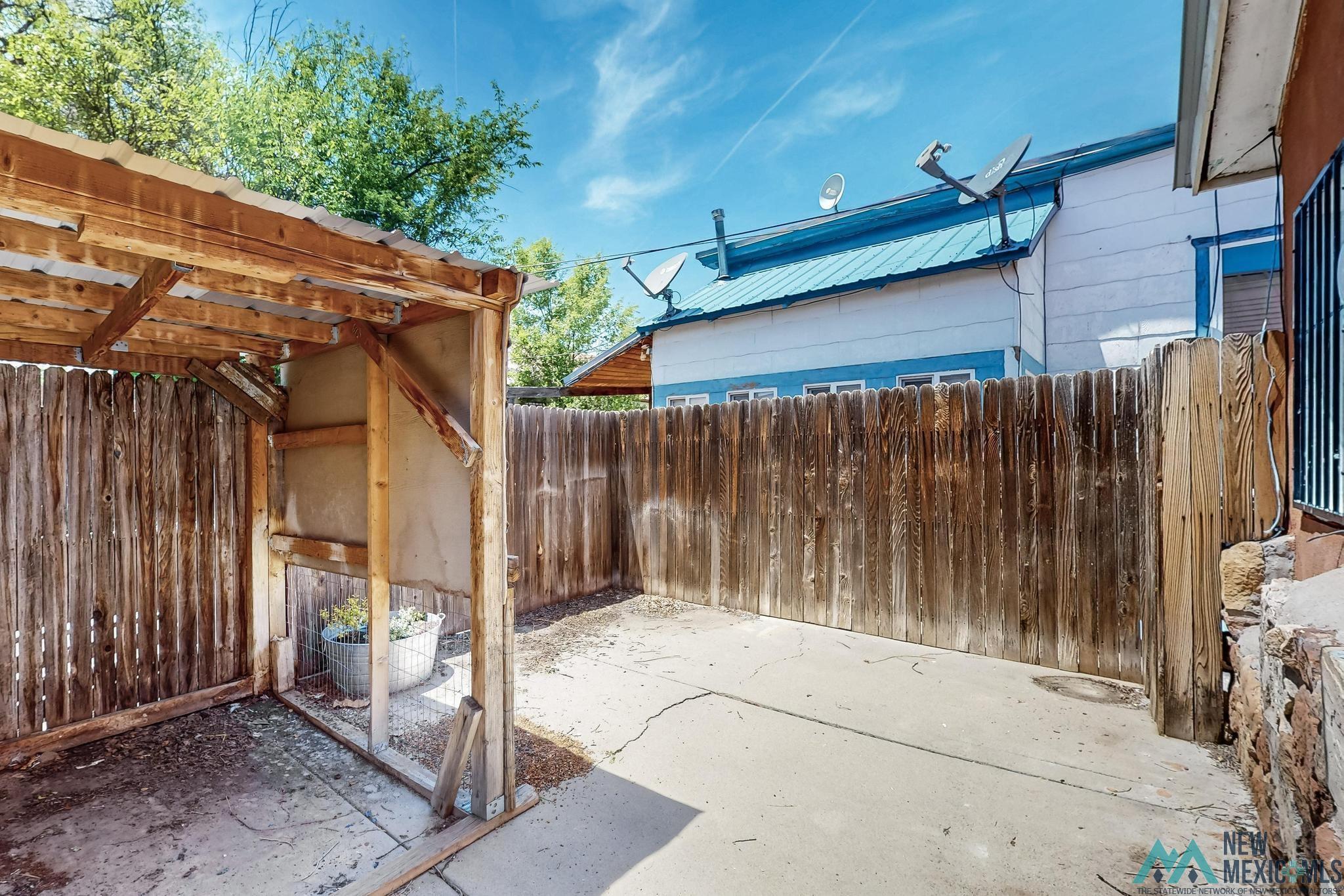 719 6th Street