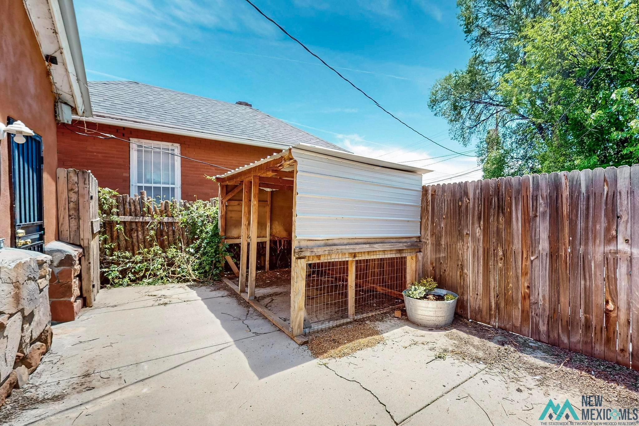 719 6th Street