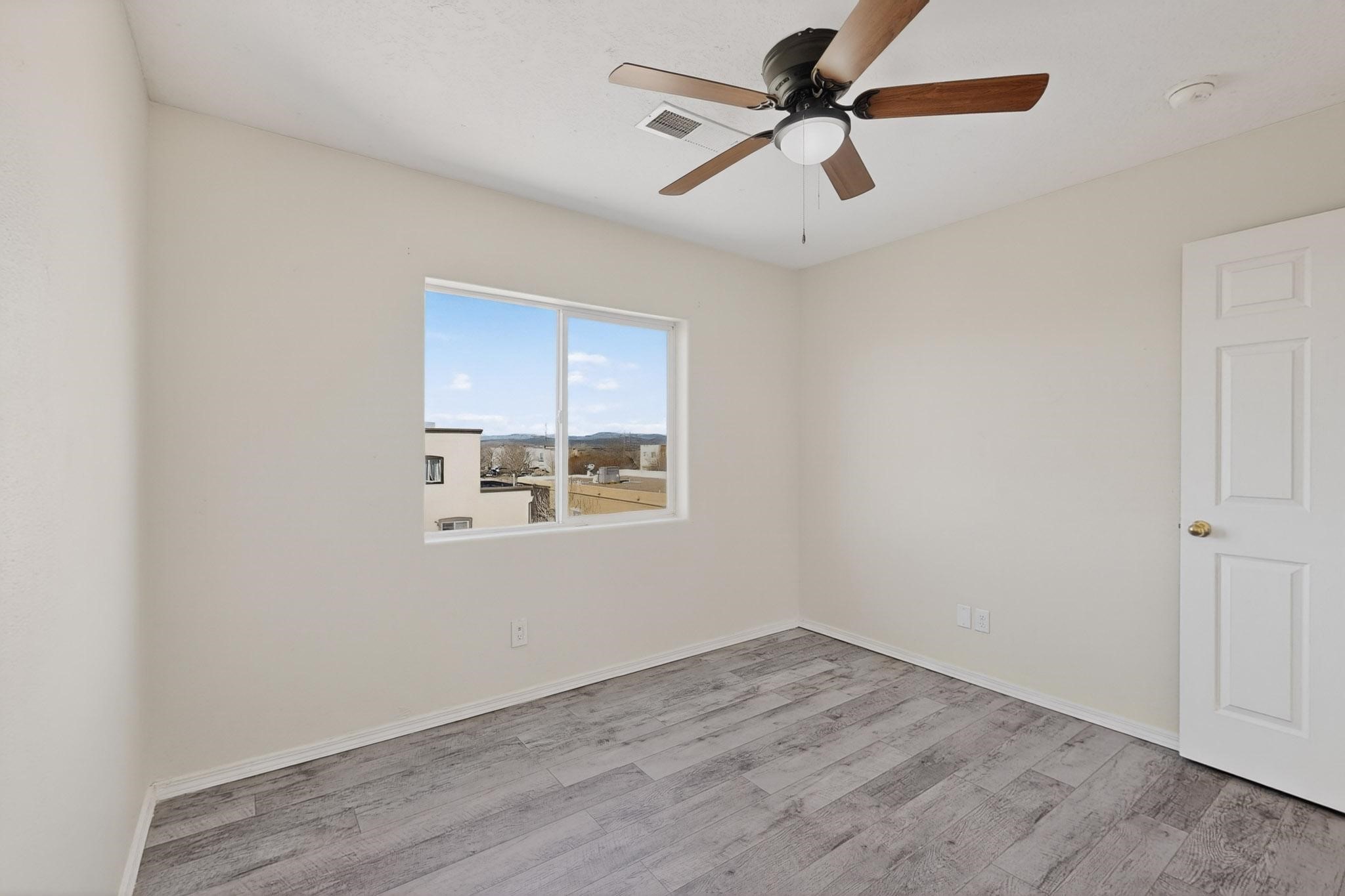 16 Sky Ridge